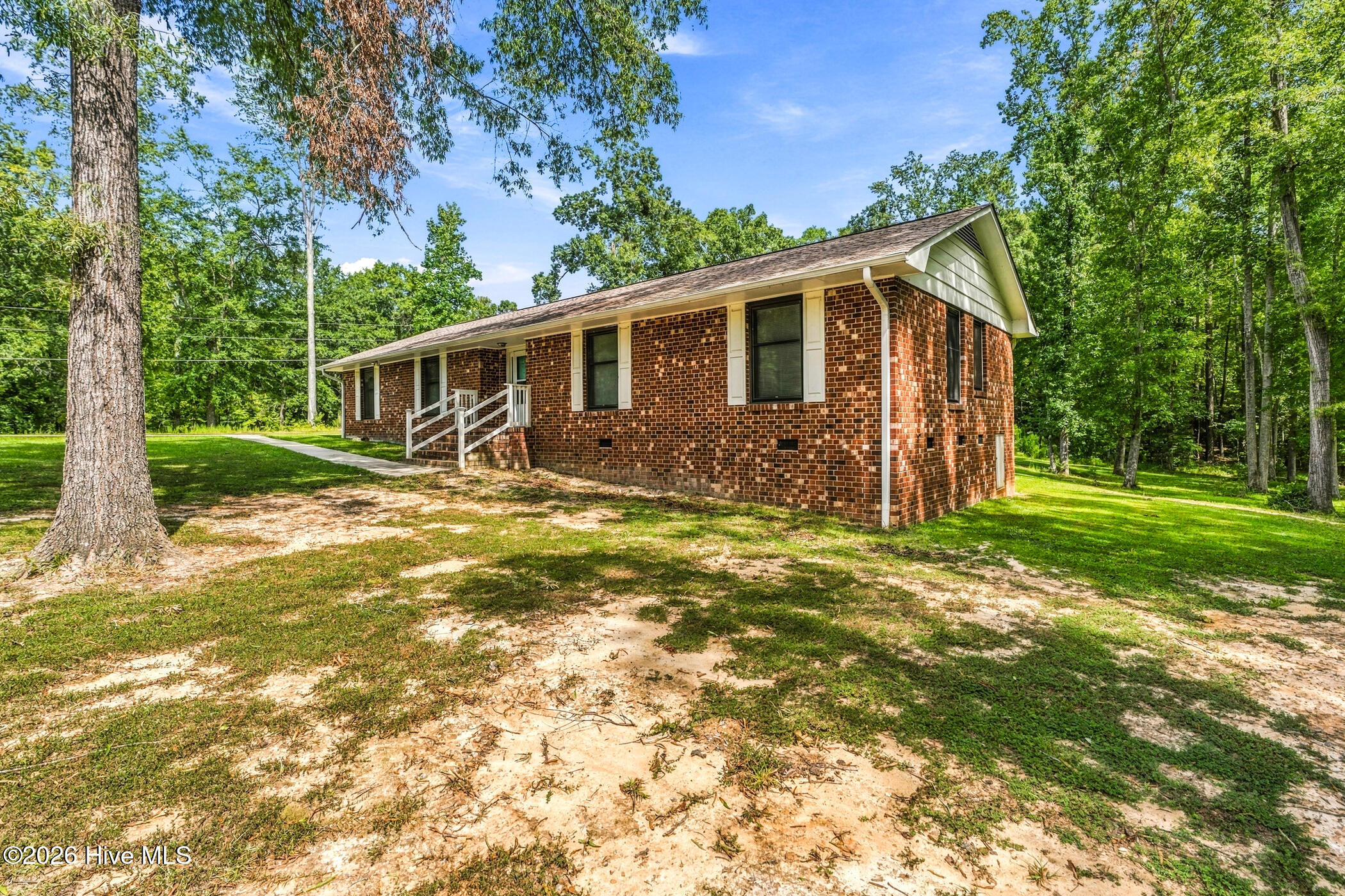 127 Spring Dr Extension Property Photo 6