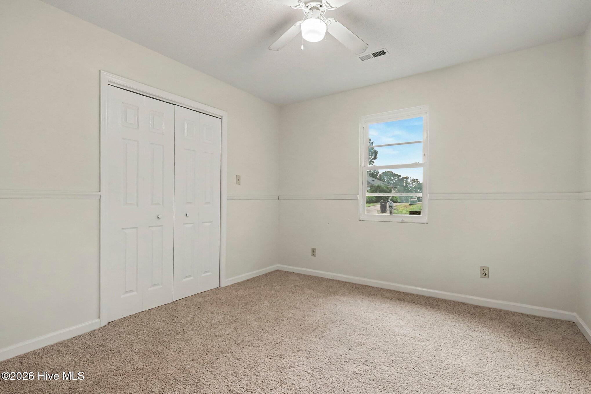 105 Lake Hurst Drive Property Photo 7