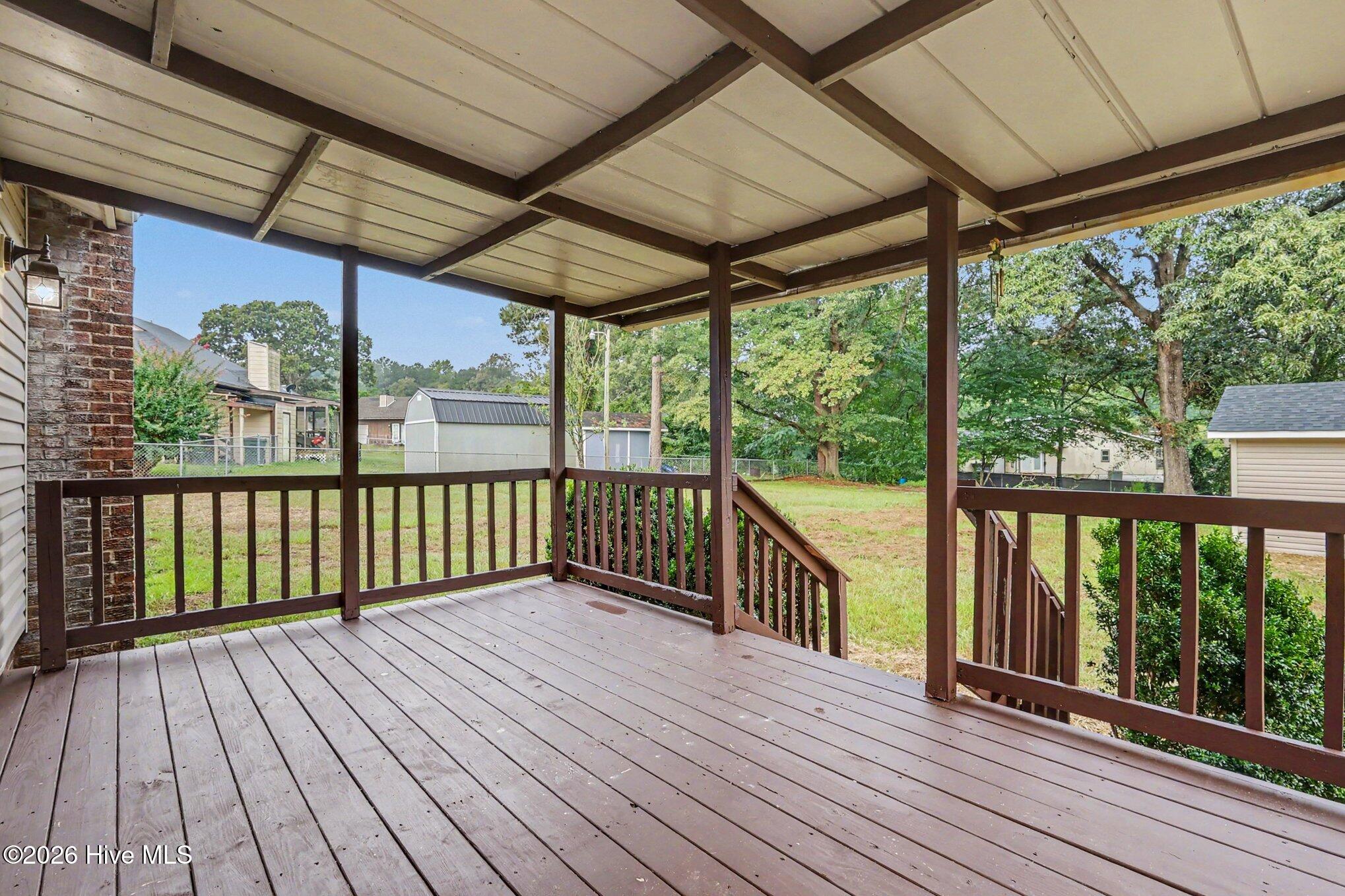 105 Lake Hurst Drive Property Photo 13