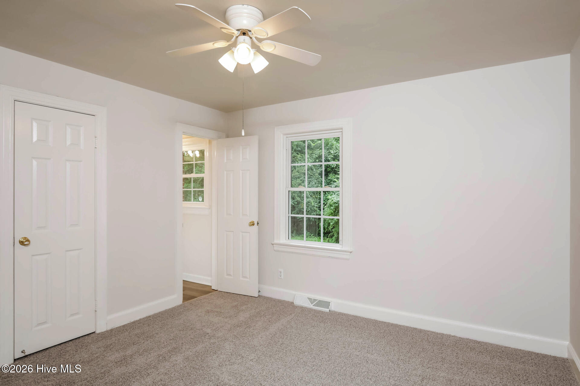 1117 Brownview Drive Property Photo 9