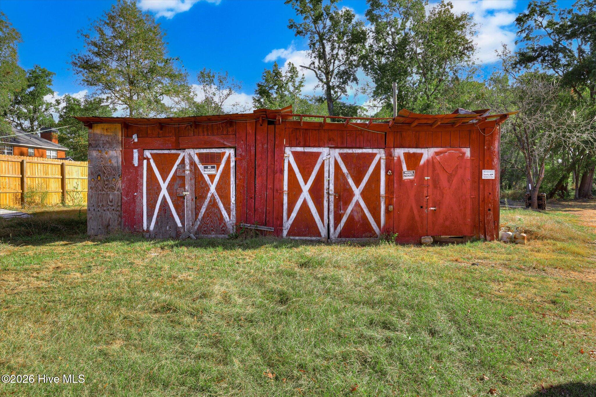 1031 Property Photo 17