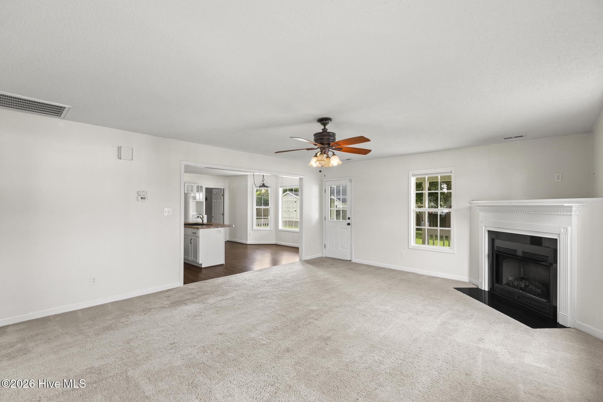 1112 Huff Drive Property Photo 8
