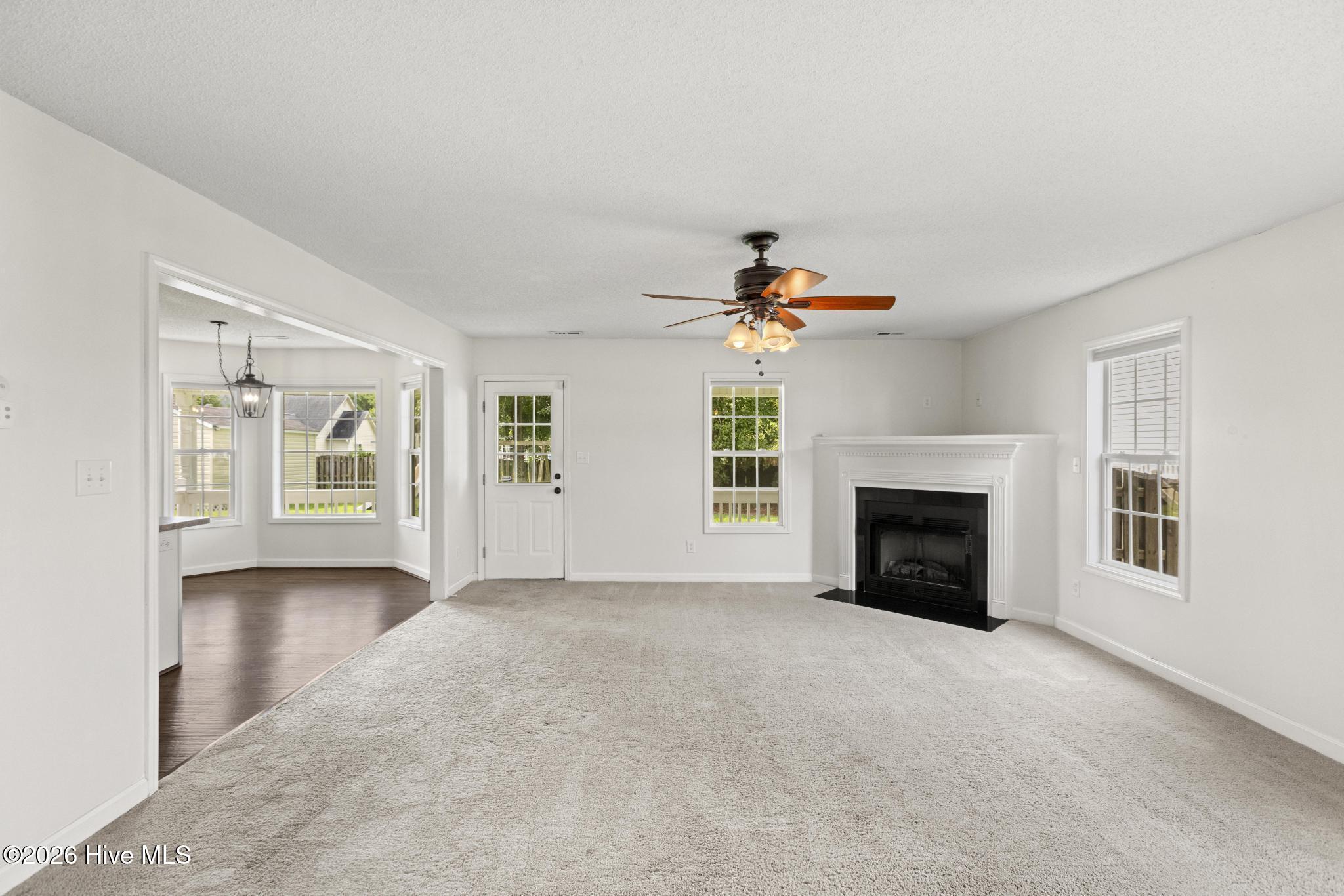 1112 Huff Drive Property Photo 10