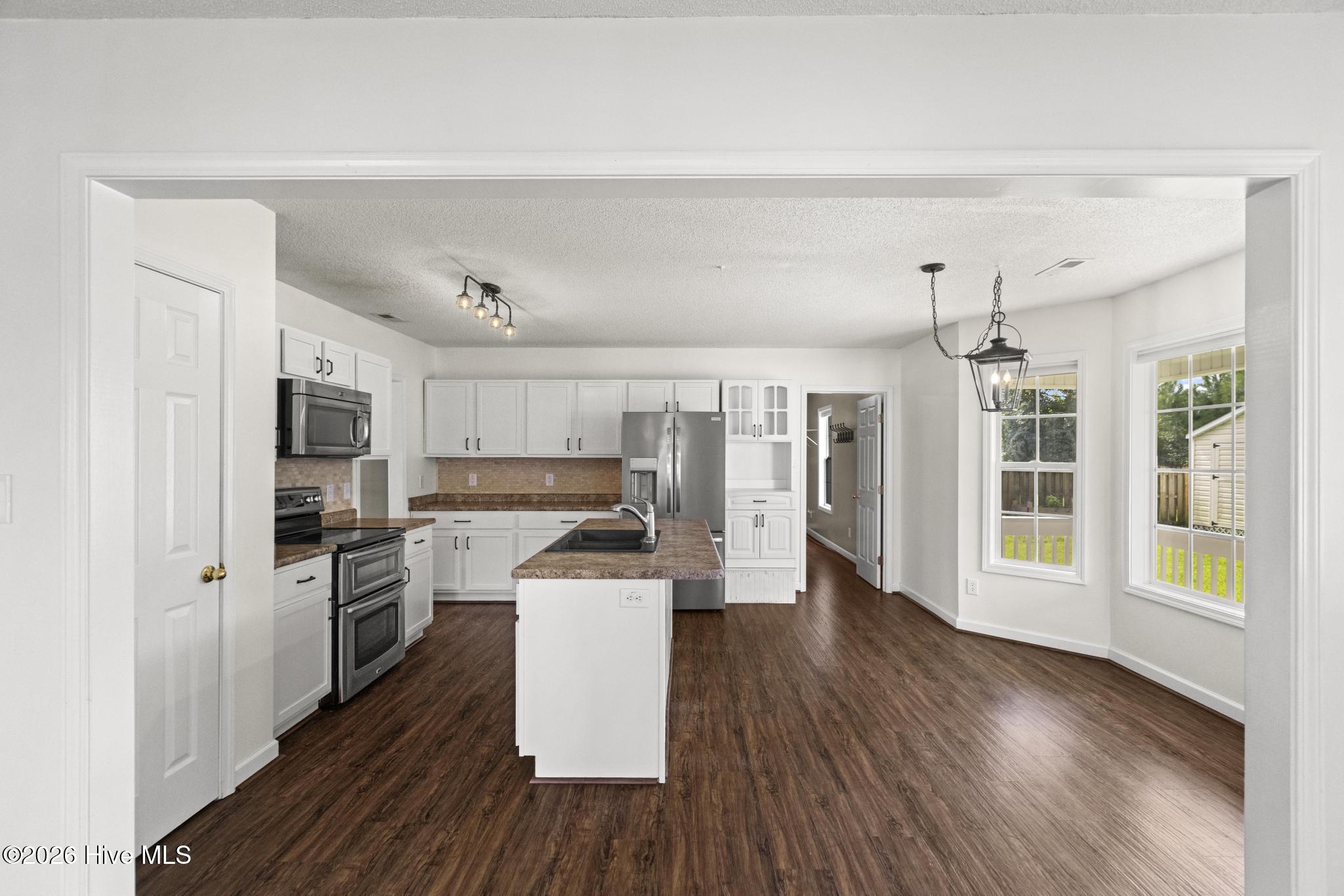 1112 Huff Drive Property Photo 12