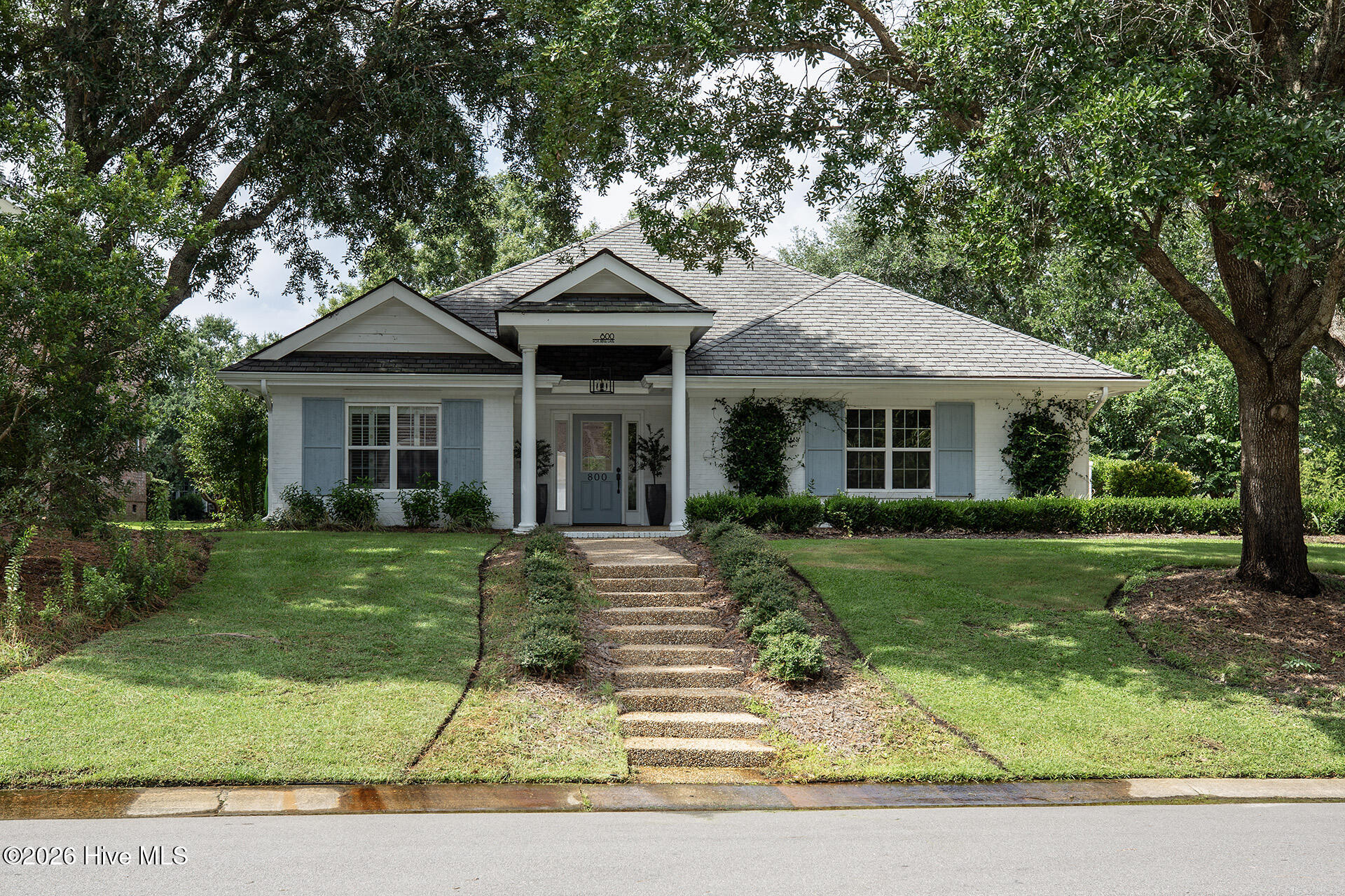 800 Fox Ridge Lane Property Photo 1