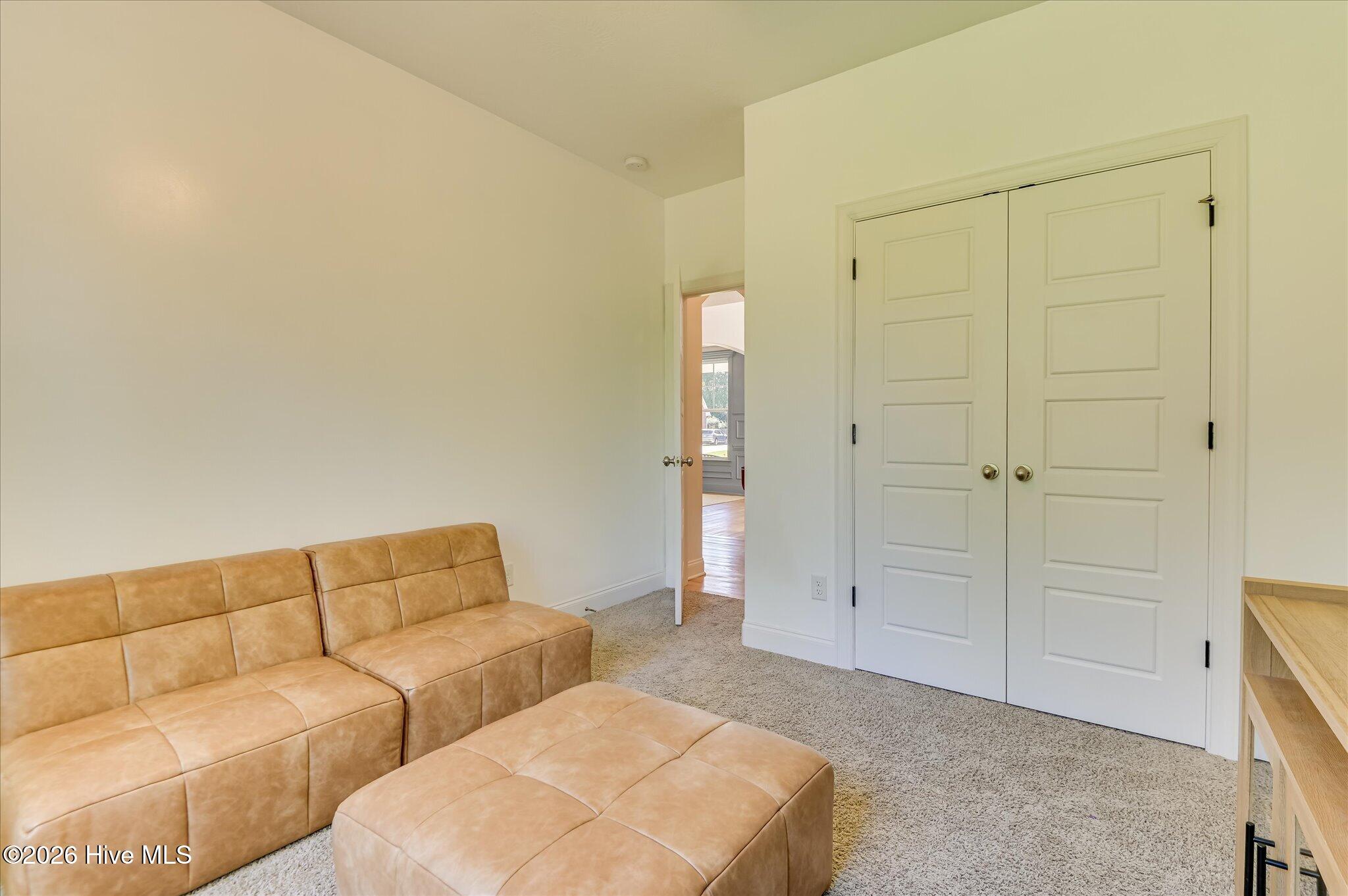 4152 Knollcrest Circle N Property Photo 30