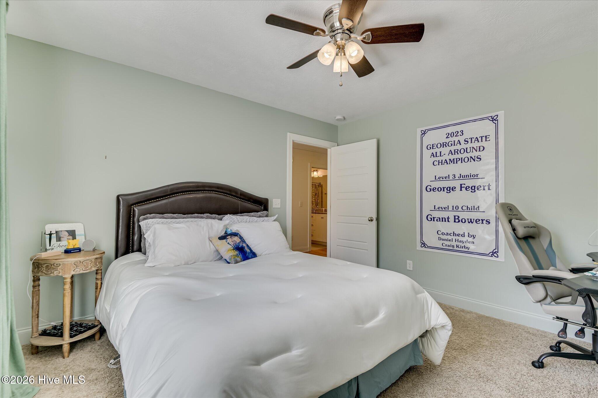 4152 Knollcrest Circle N Property Photo 52