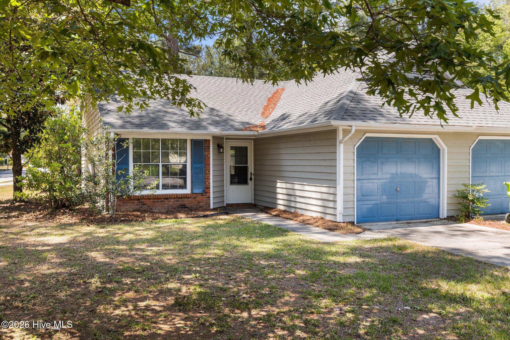 1501 Fairfax Lane Property Photo 1