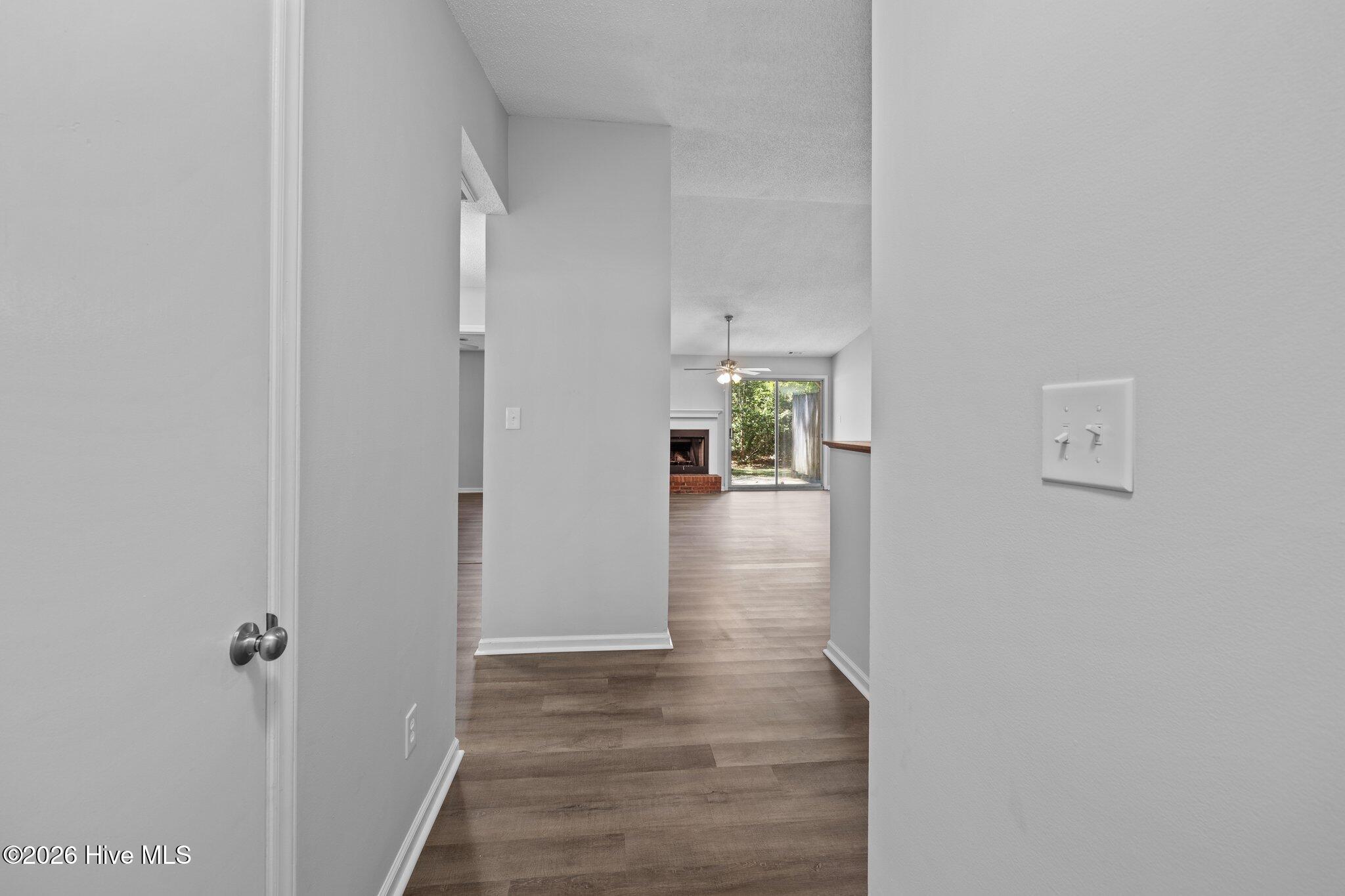 1501 Fairfax Lane Property Photo 4