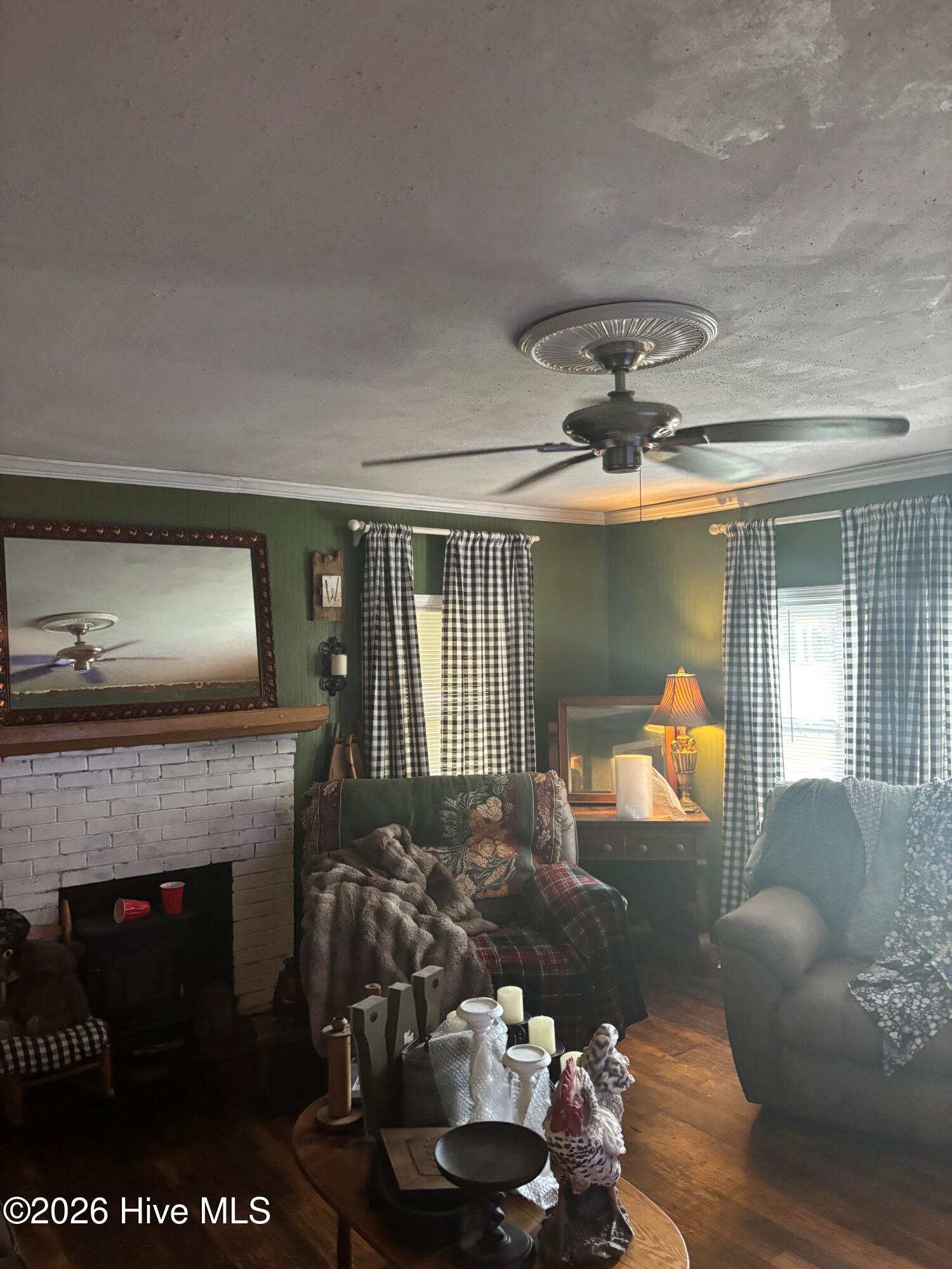 6083 Highway 171 S Property Photo 3