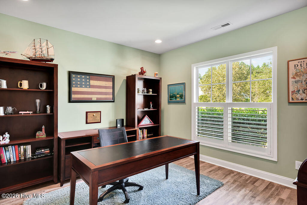 2017 Forest View Circle Property Photo 5