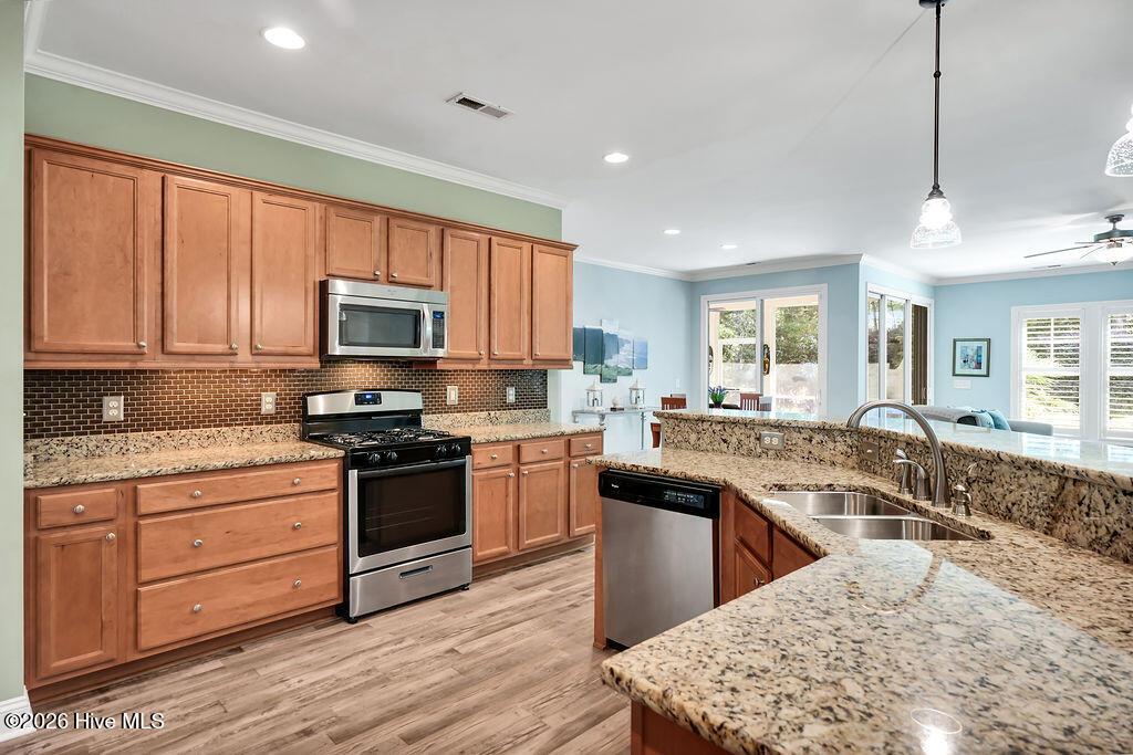 2017 Forest View Circle Property Photo 9