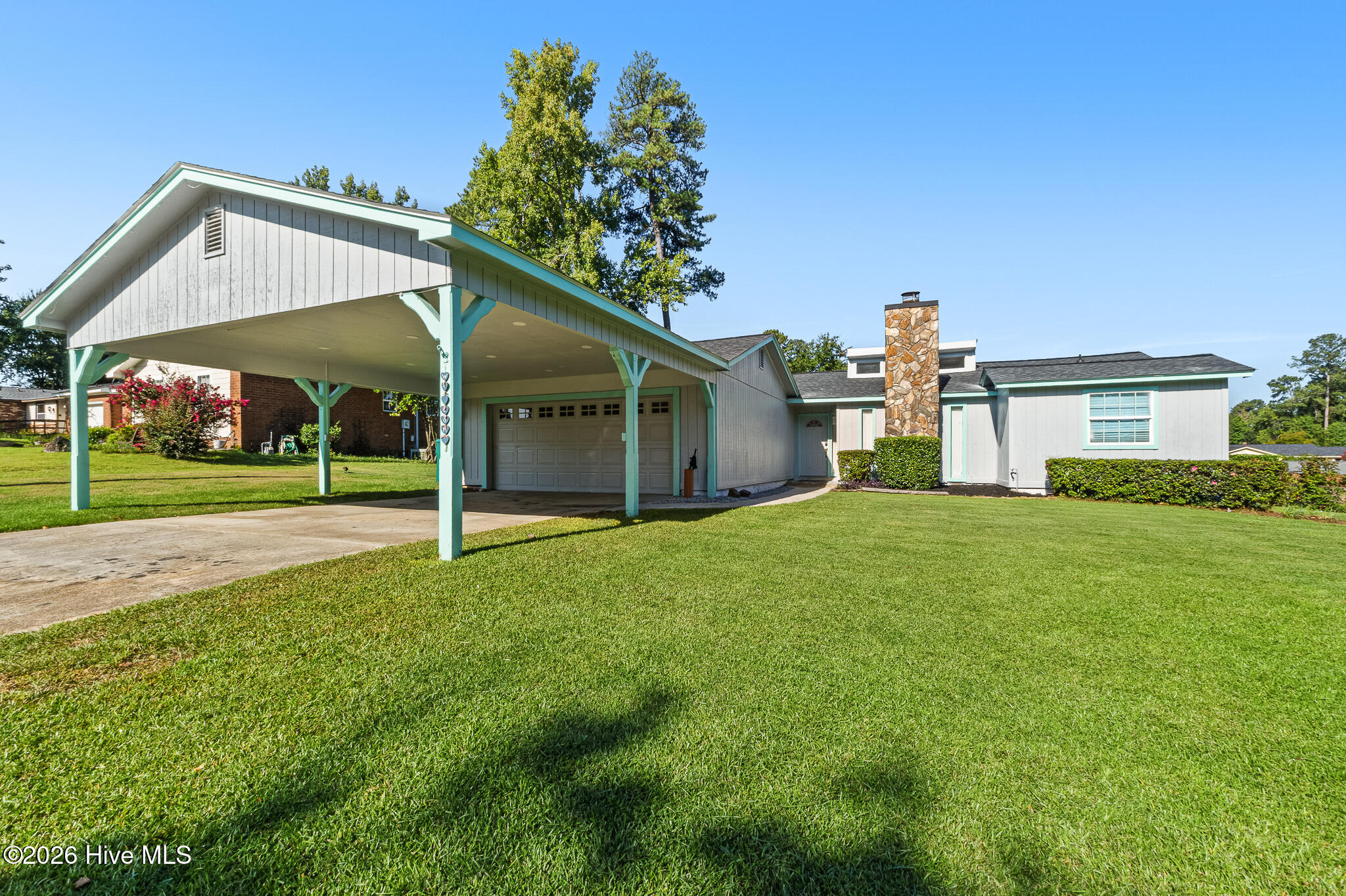 229 Woodland Drive Property Photo 1