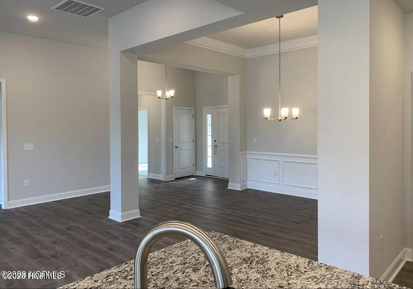 1108 Navidad Bank Court Property Photo 6