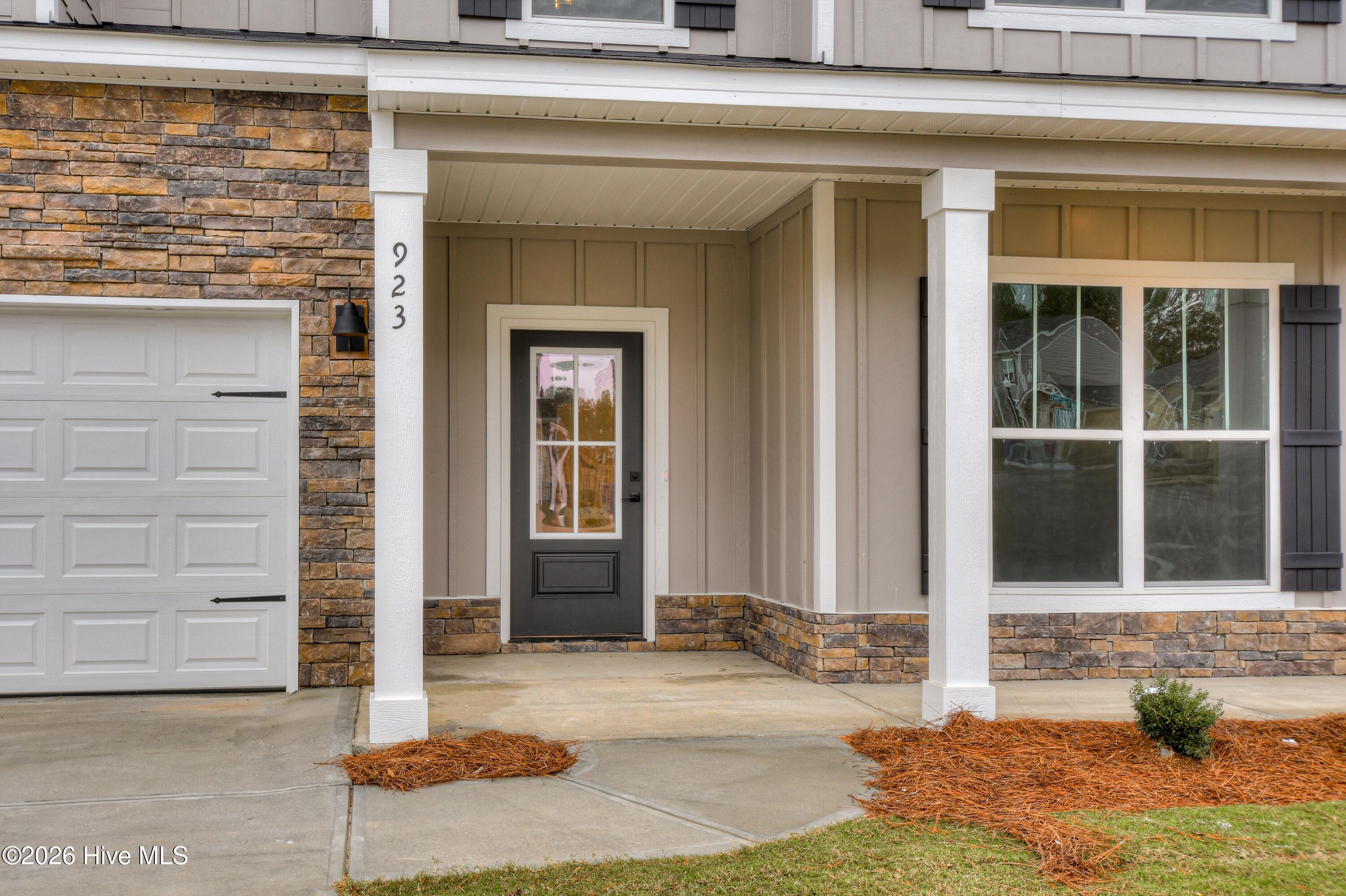 723 Sweetgrass Circle Property Photo 4