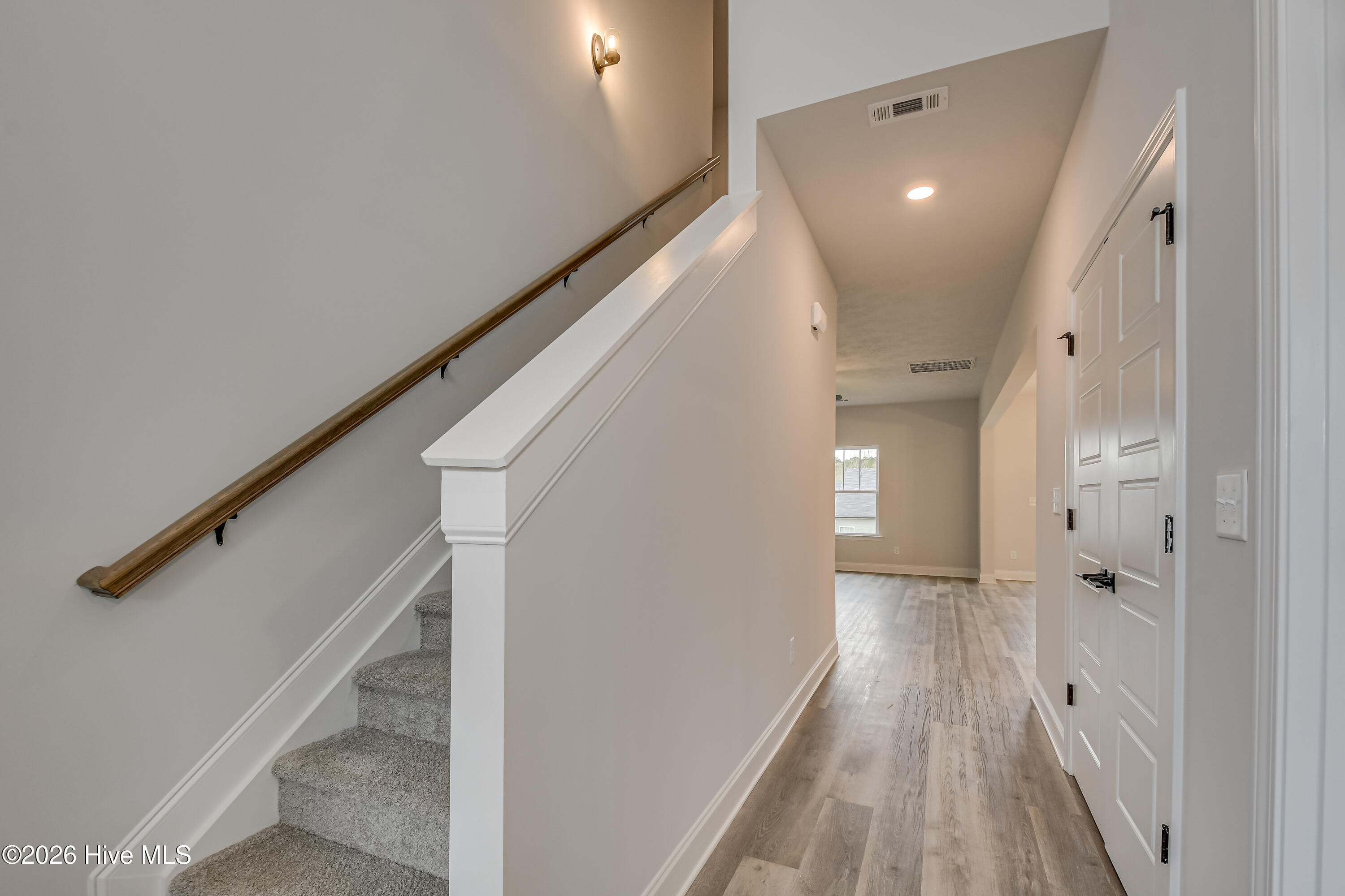 723 Sweetgrass Circle Property Photo 7