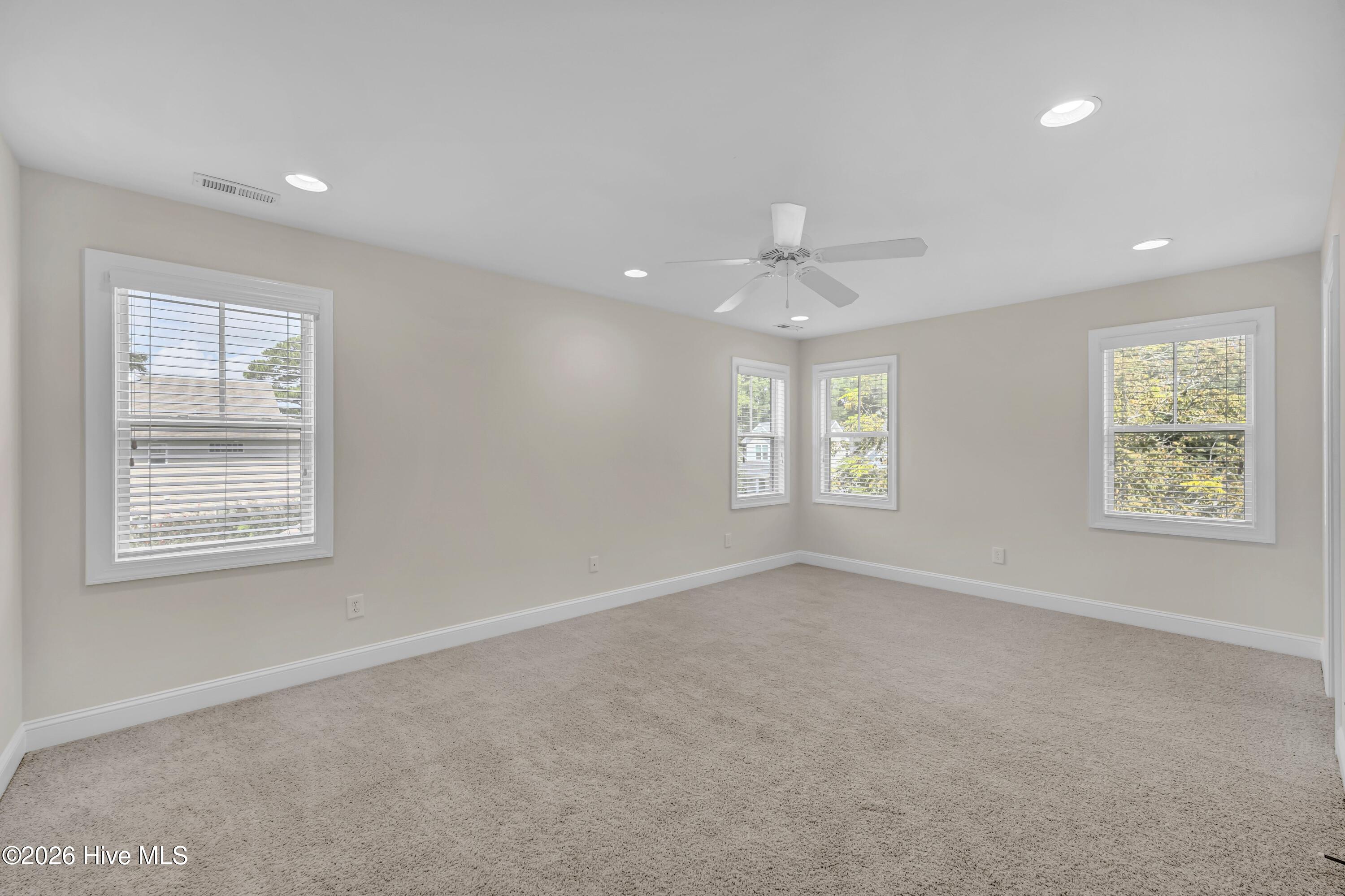 131 Myrtle Avenue Property Photo 9