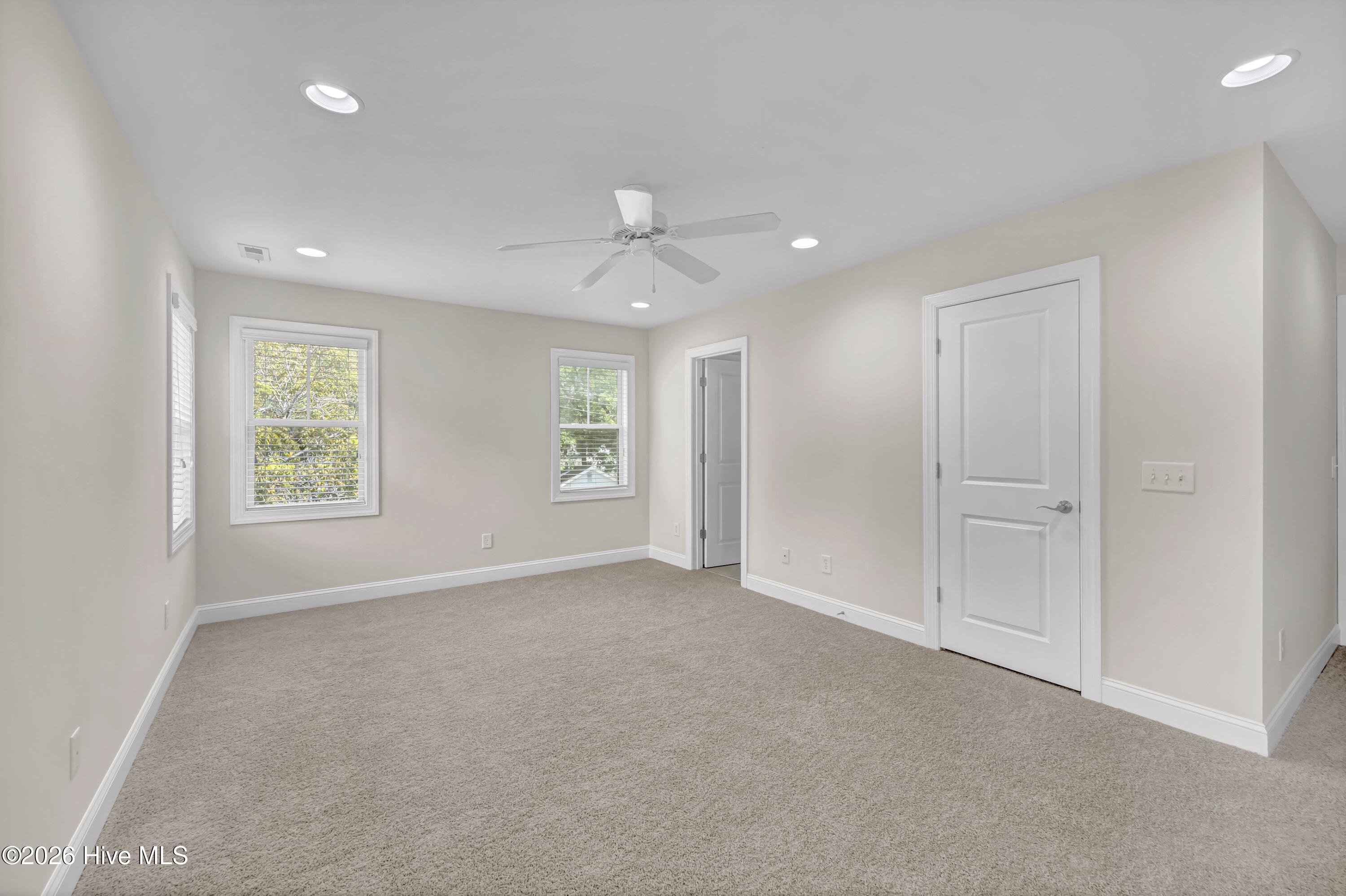 131 Myrtle Avenue Property Photo 10