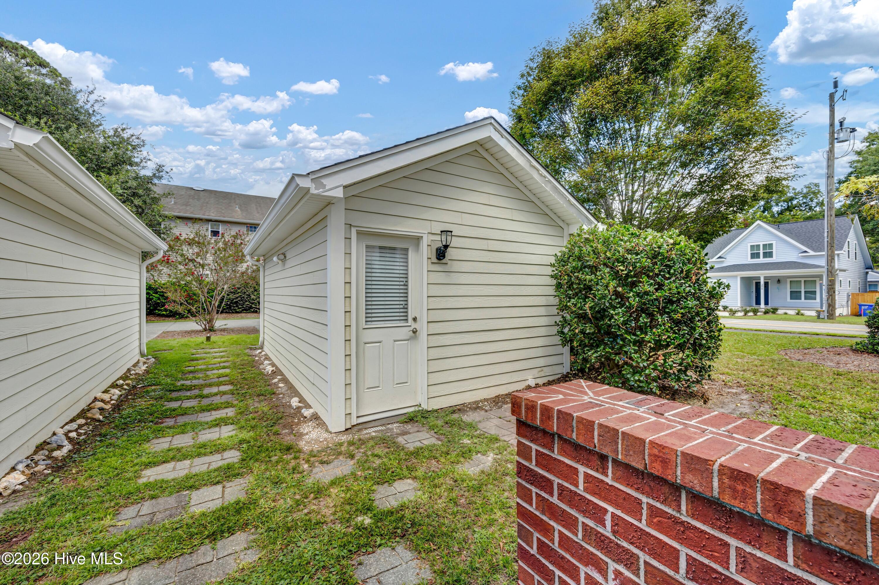 131 Myrtle Avenue Property Photo 23