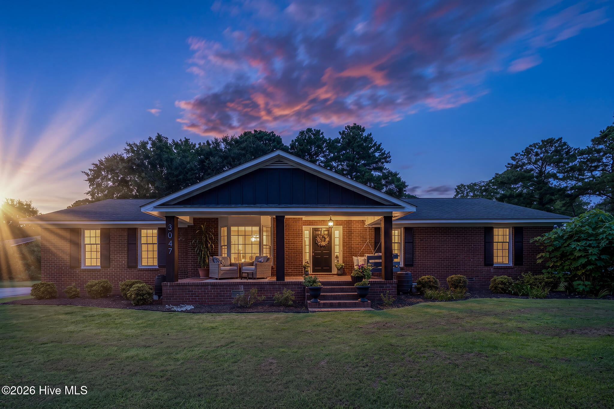 3047 Bridle Path Property Photo 1
