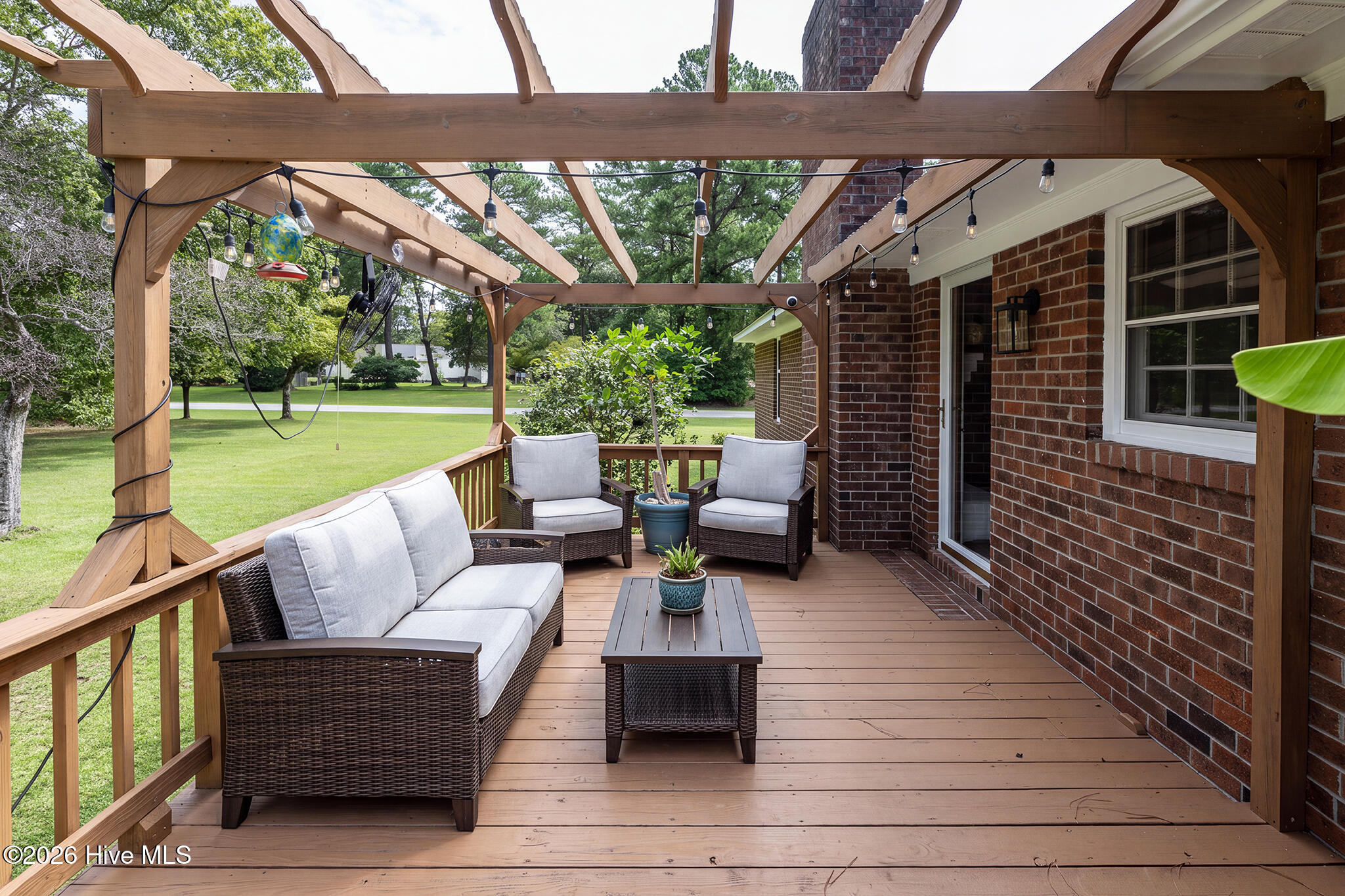 3047 Bridle Path Property Photo 7