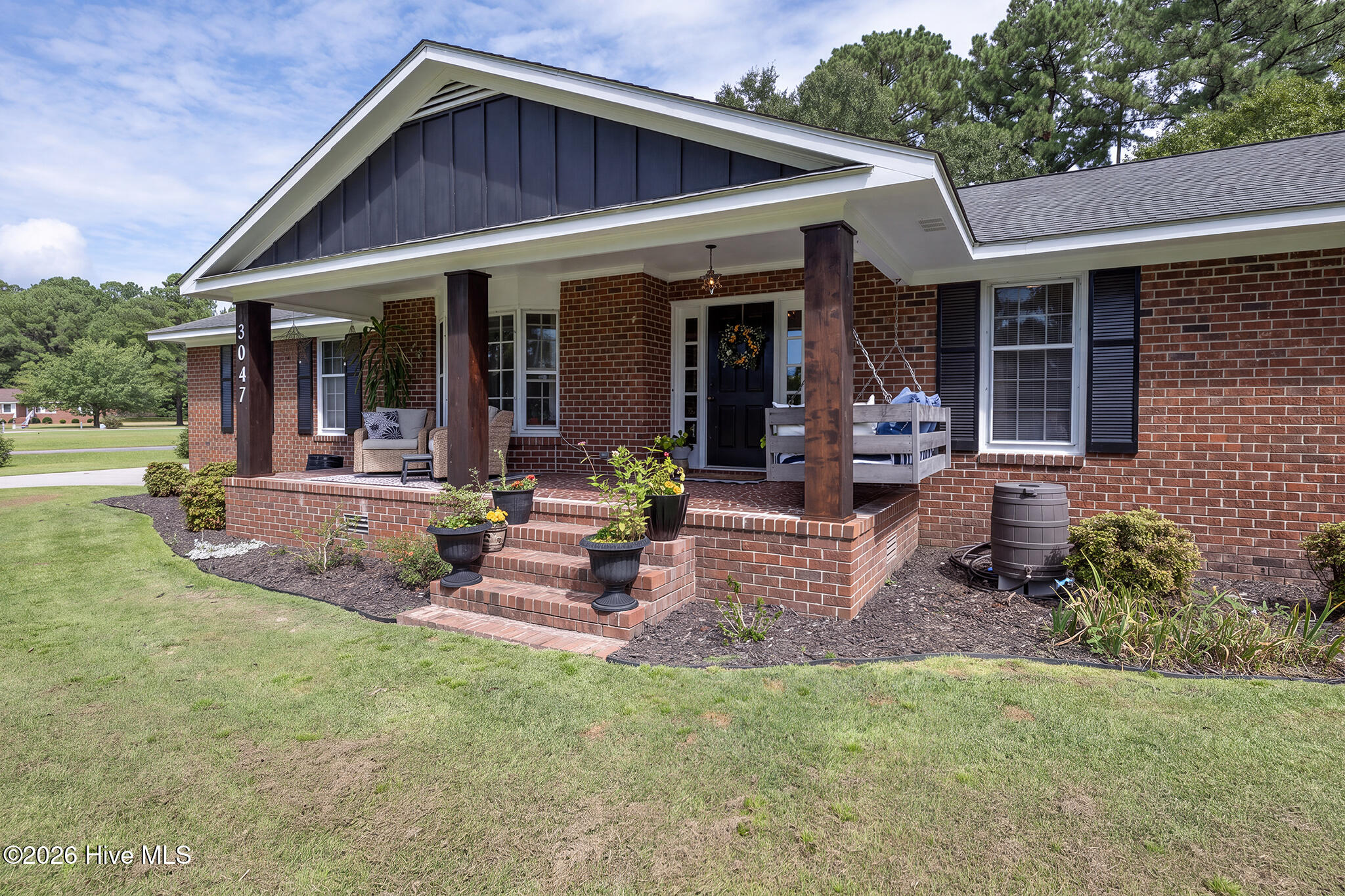 3047 Bridle Path Property Photo 9