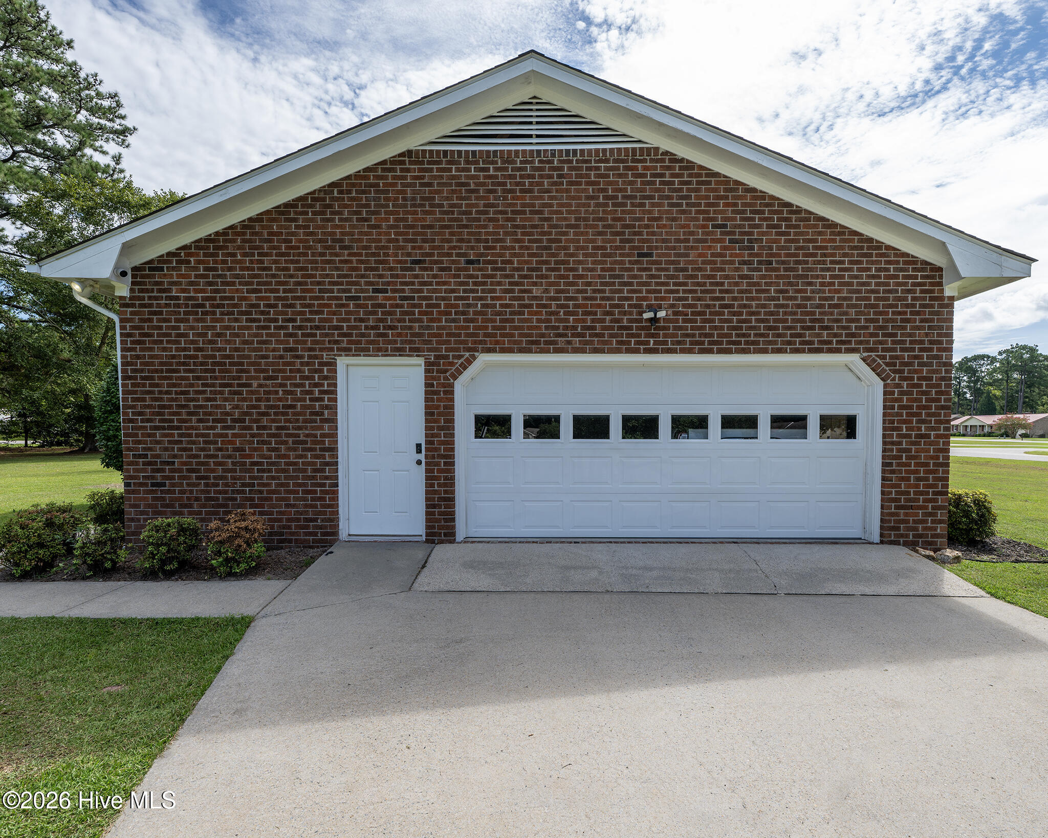 3047 Bridle Path Property Photo 54