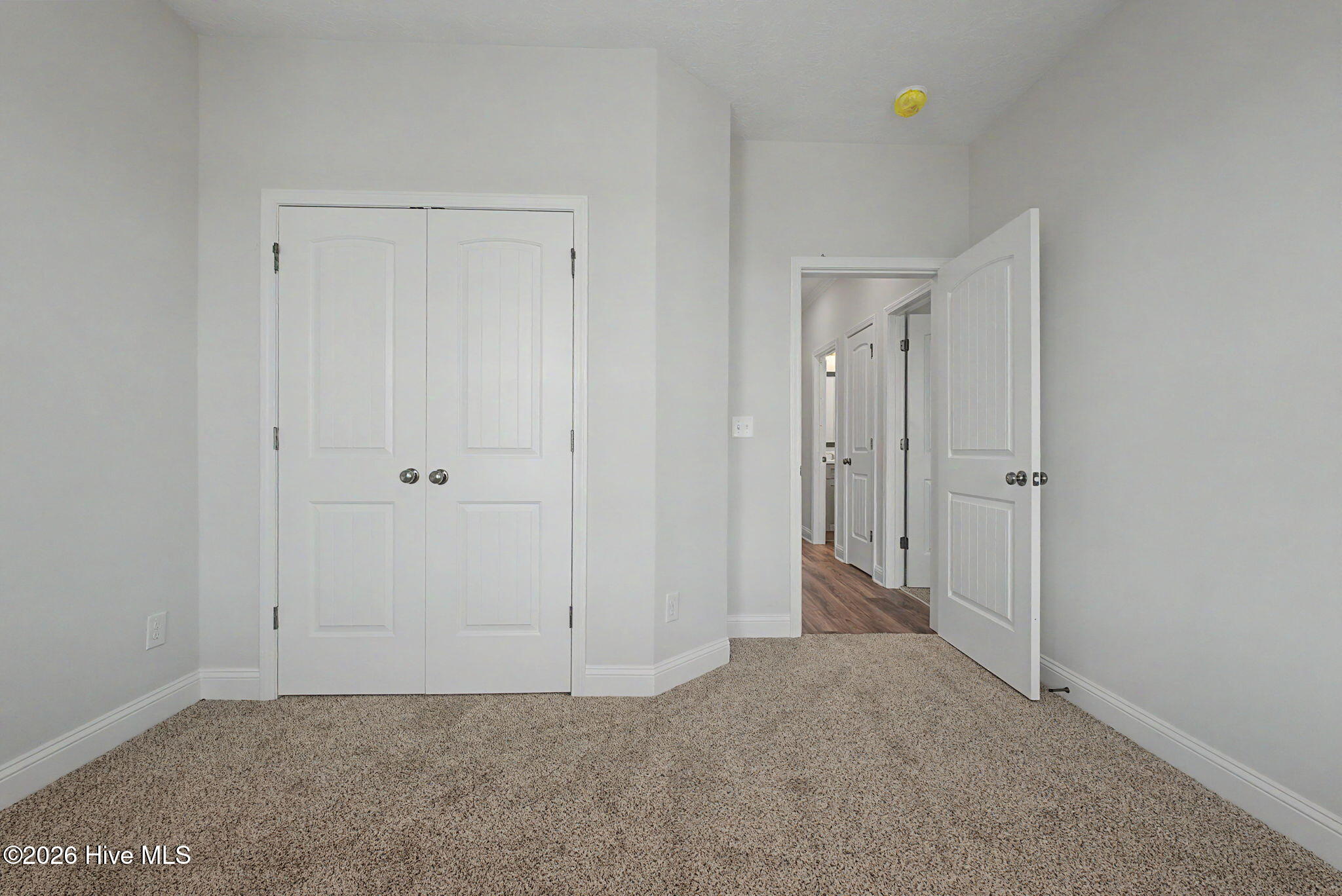 2044 Obsidian Court Property Photo 17