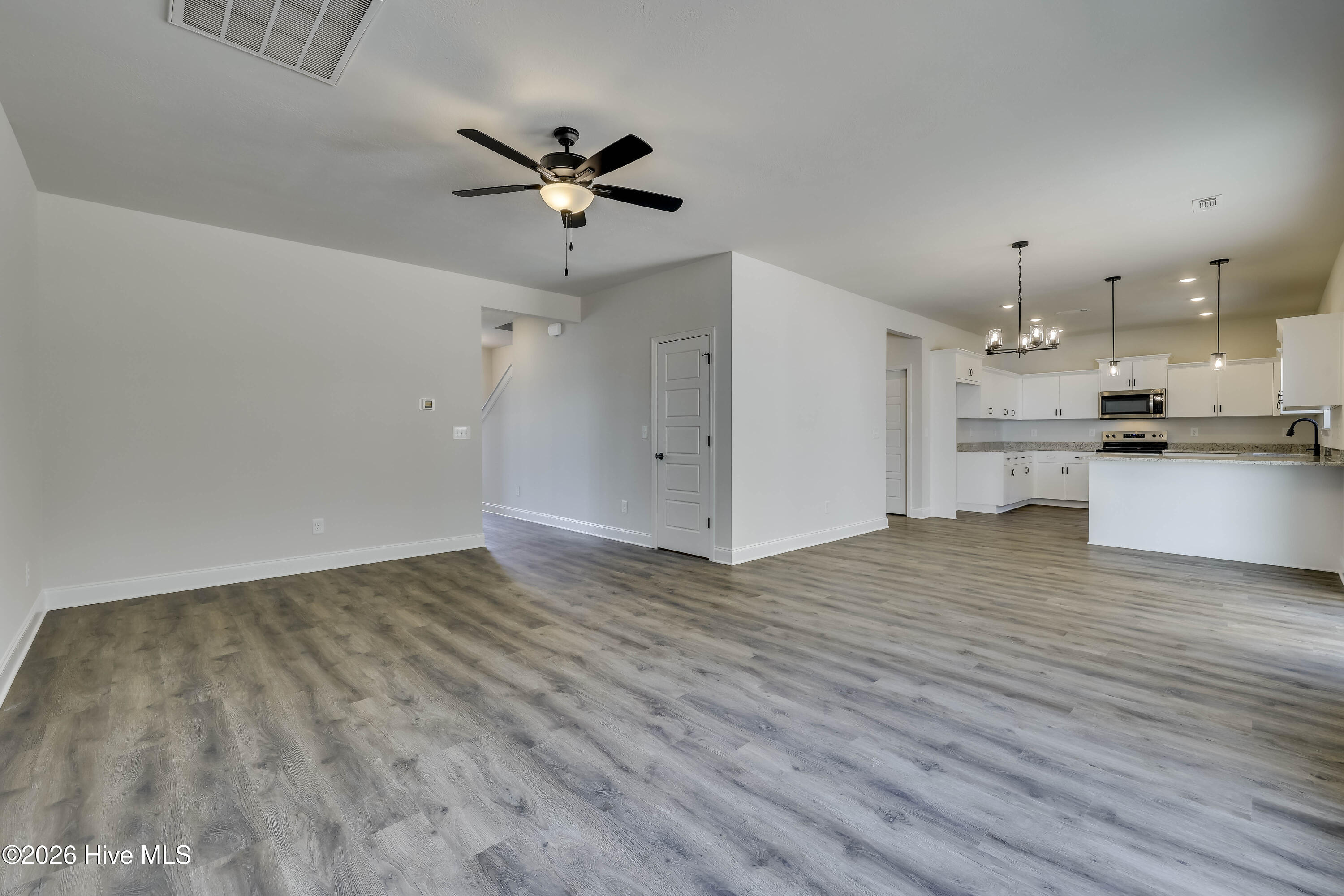 827 Sweetgrass Circle Property Photo 11