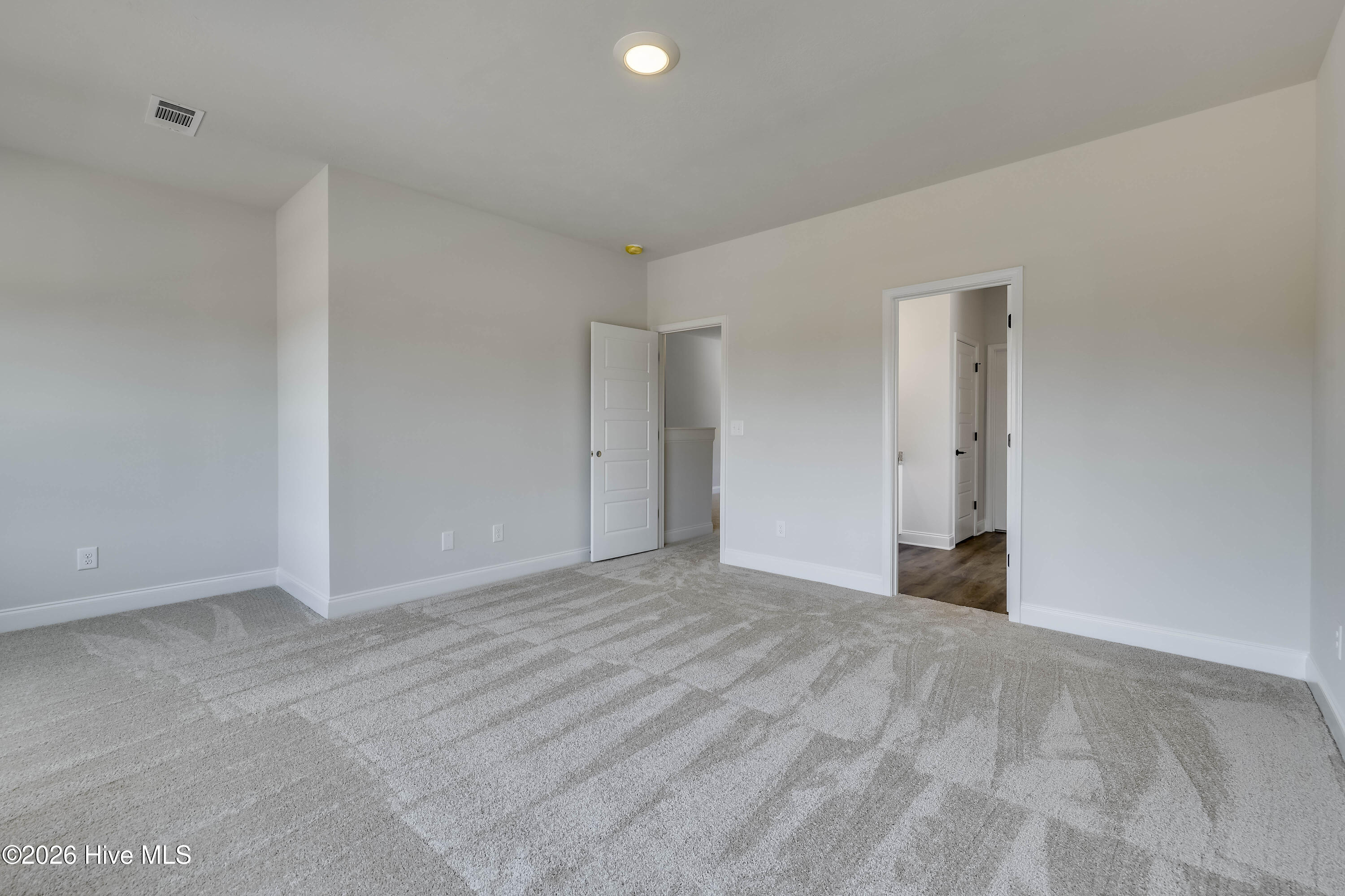 827 Sweetgrass Circle Property Photo 38
