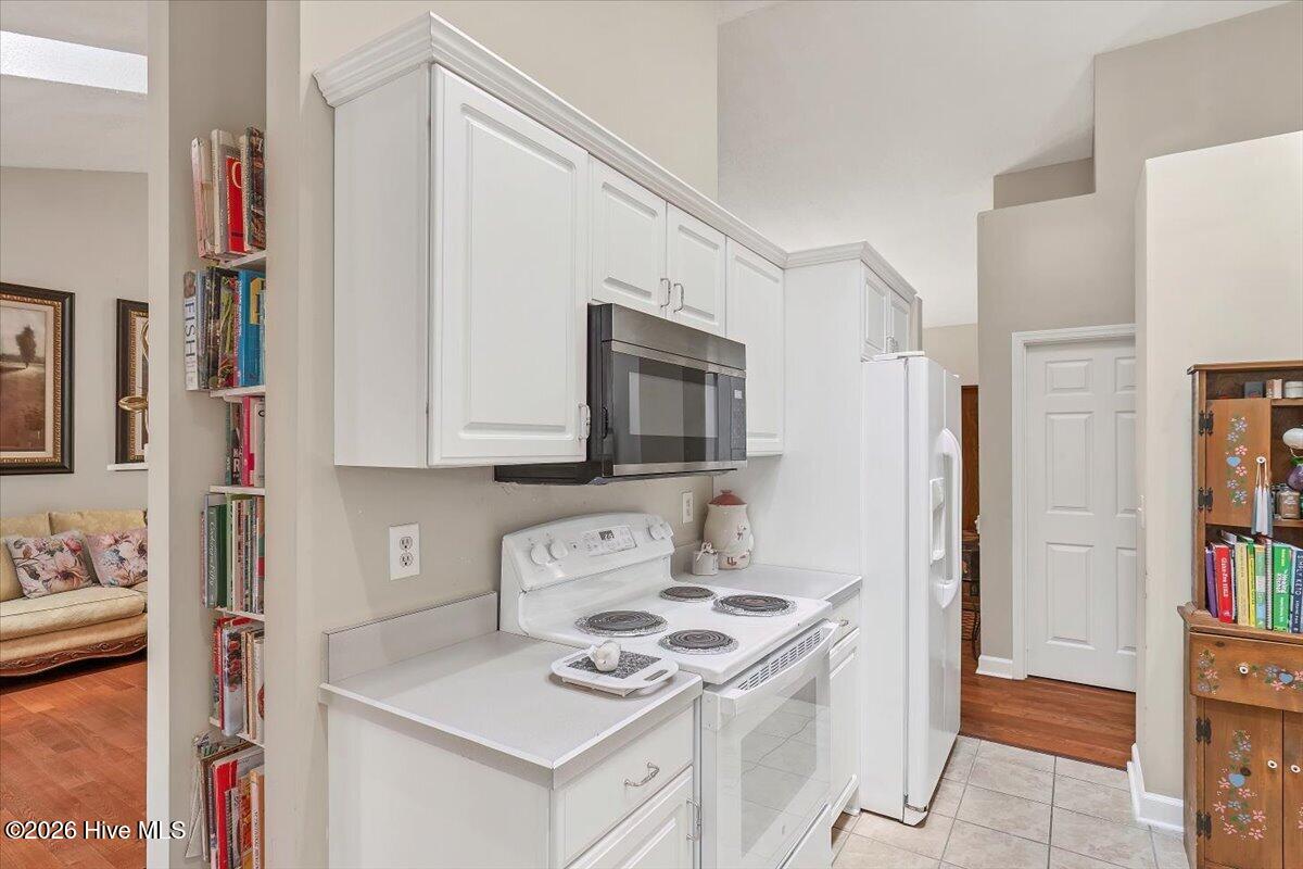 2 Winding Trail Property Photo 18