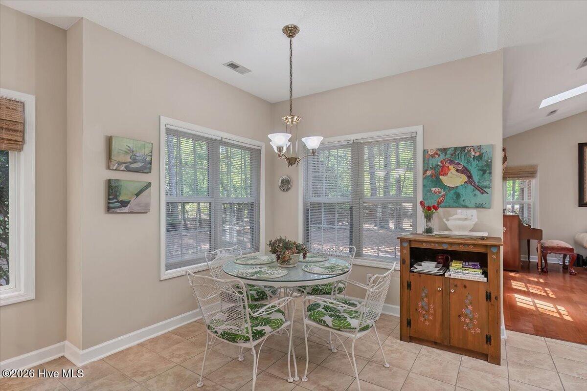 2 Winding Trail Property Photo 21