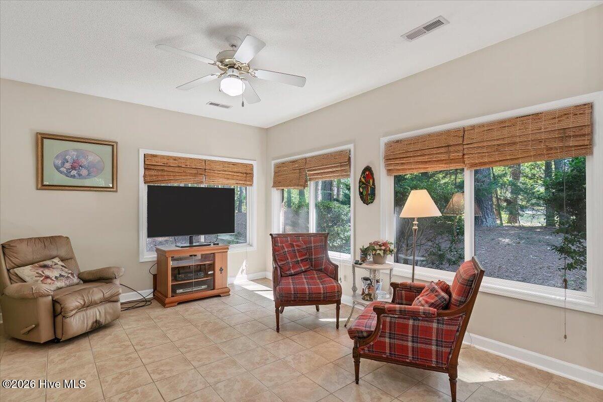 2 Winding Trail Property Photo 25