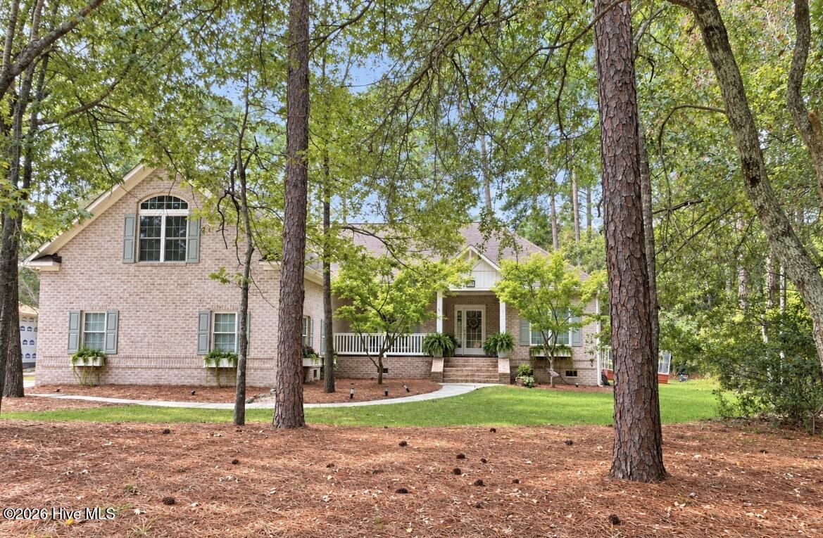 920 Crooked Creek Drive Property Photo 1