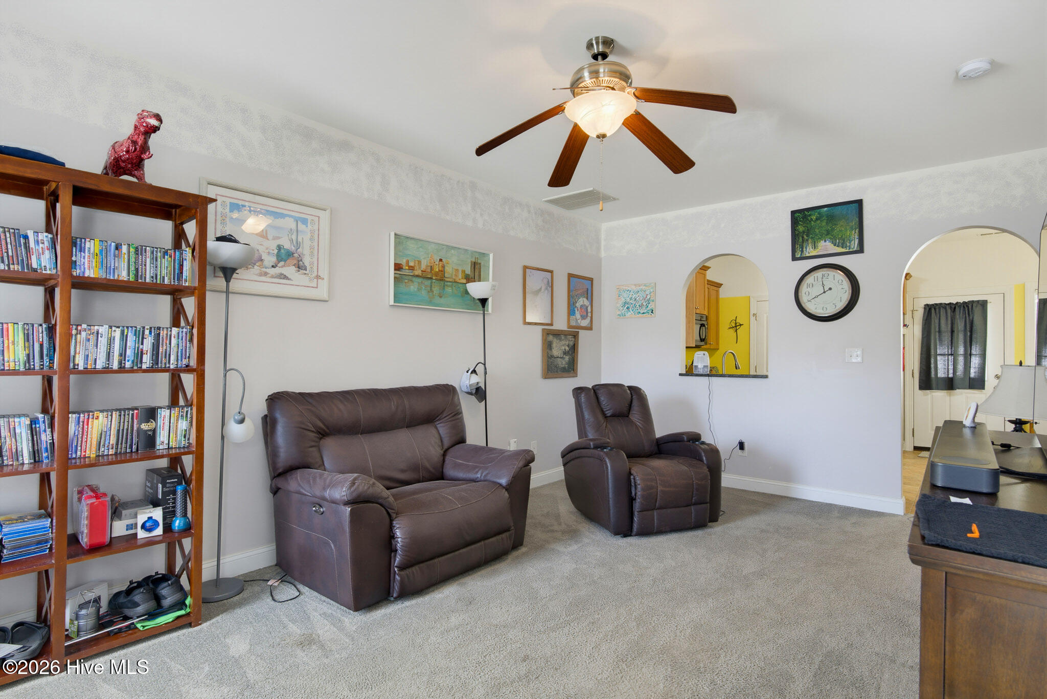 106 Parrot Landing Drive Property Photo 6