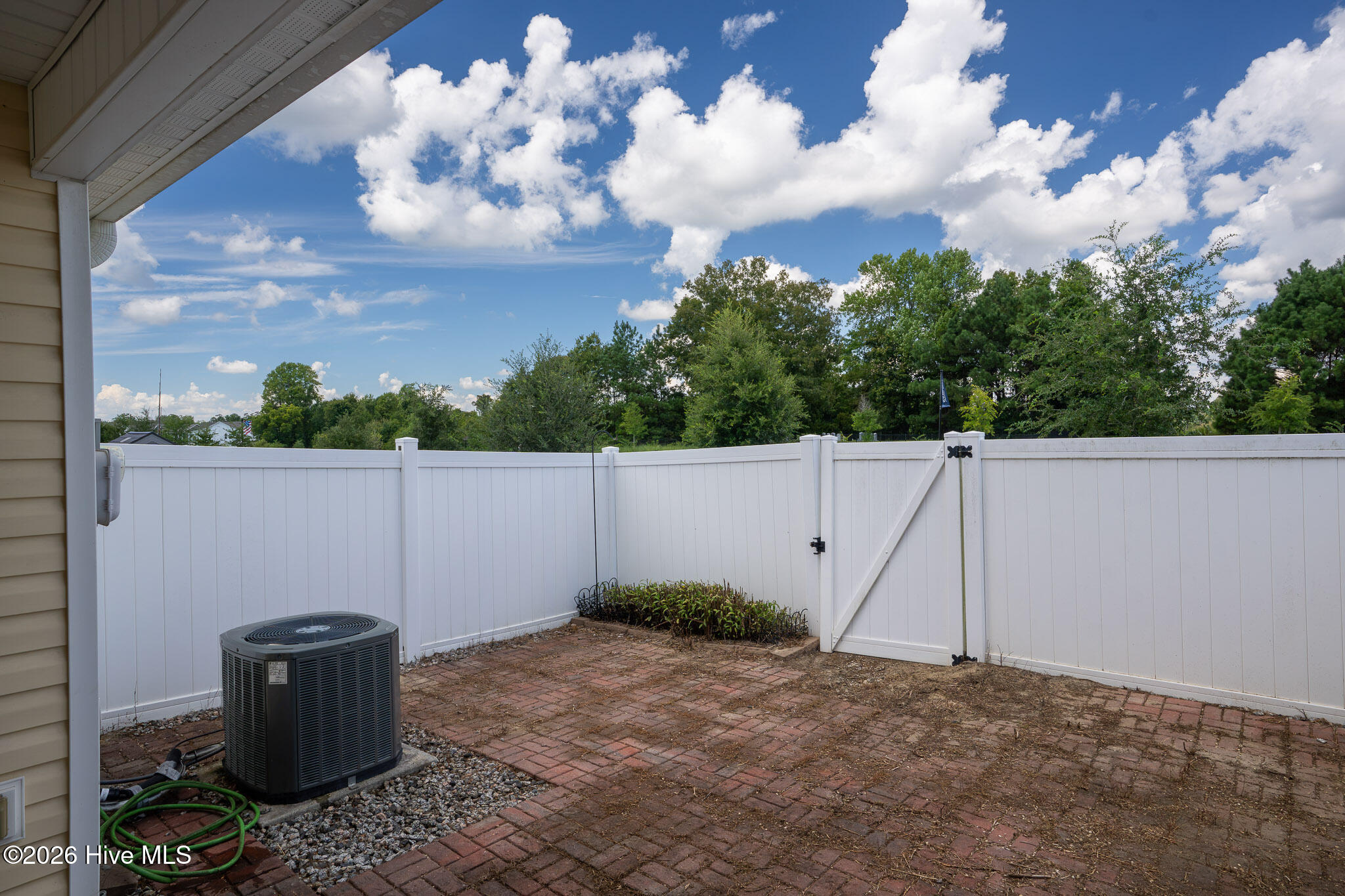 106 Parrot Landing Drive Property Photo 33