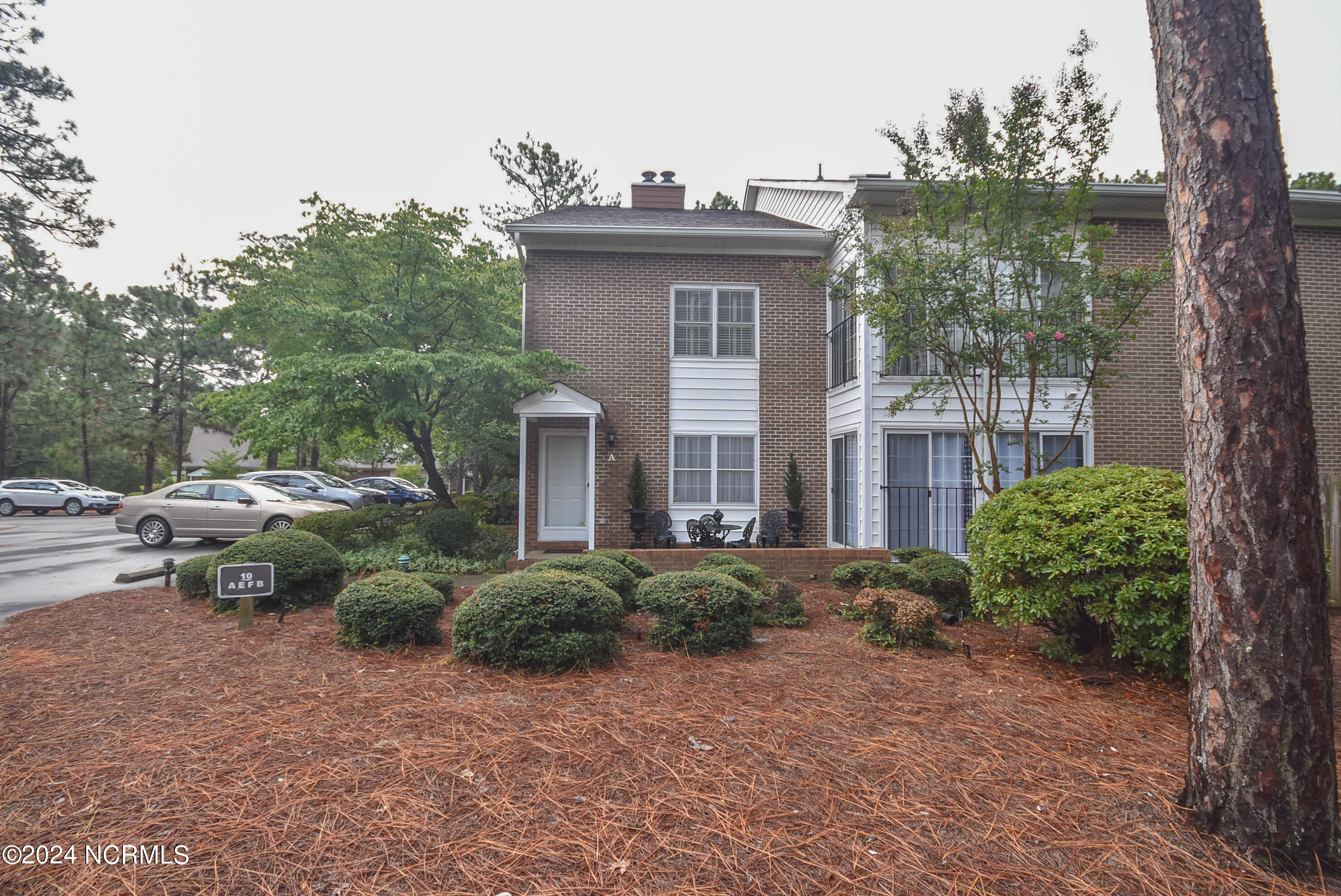 10 Pinehurst Manor Road A Property Photo 2