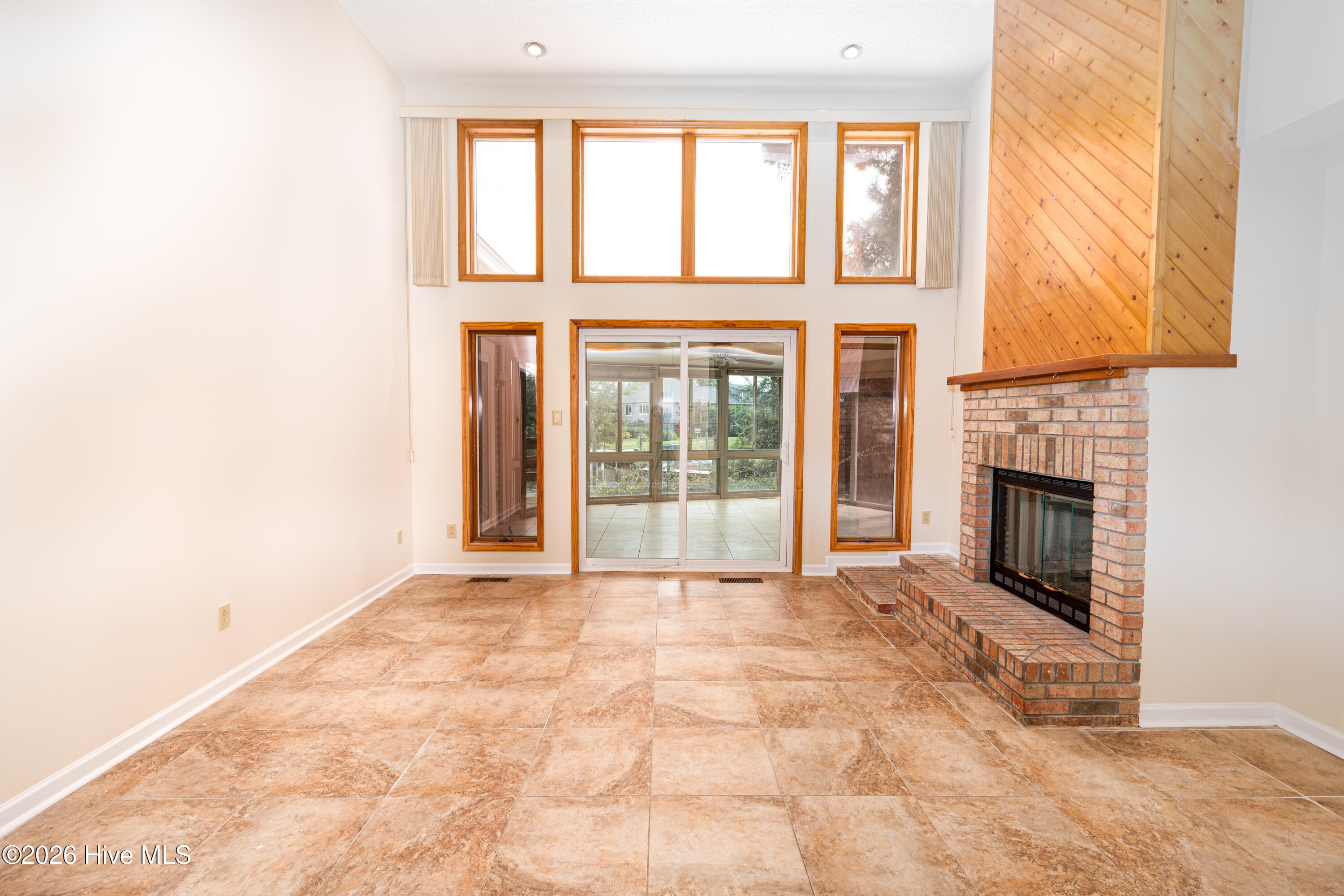 6118 Gondolier Drive Property Photo 11