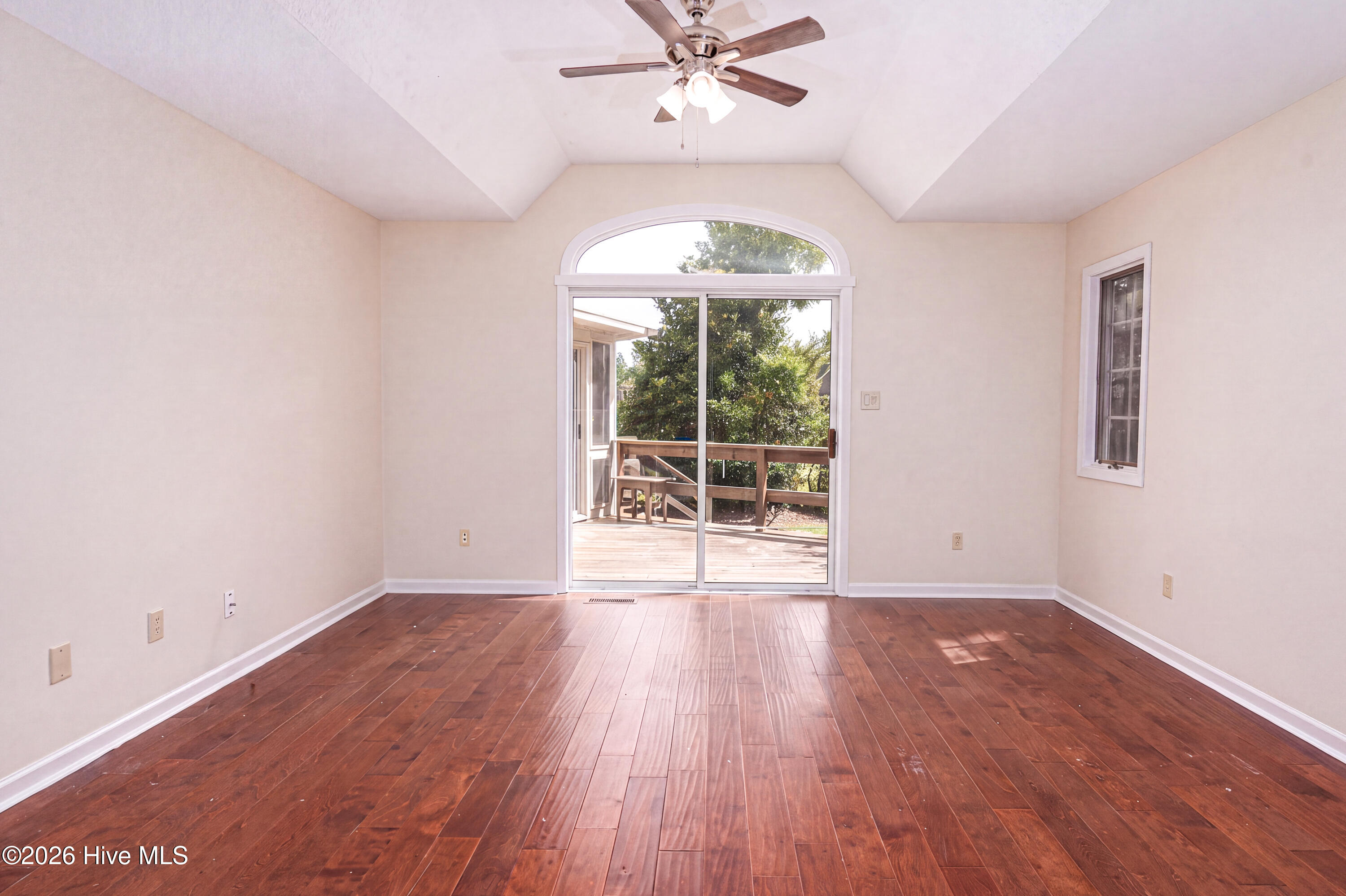 6118 Gondolier Drive Property Photo 20