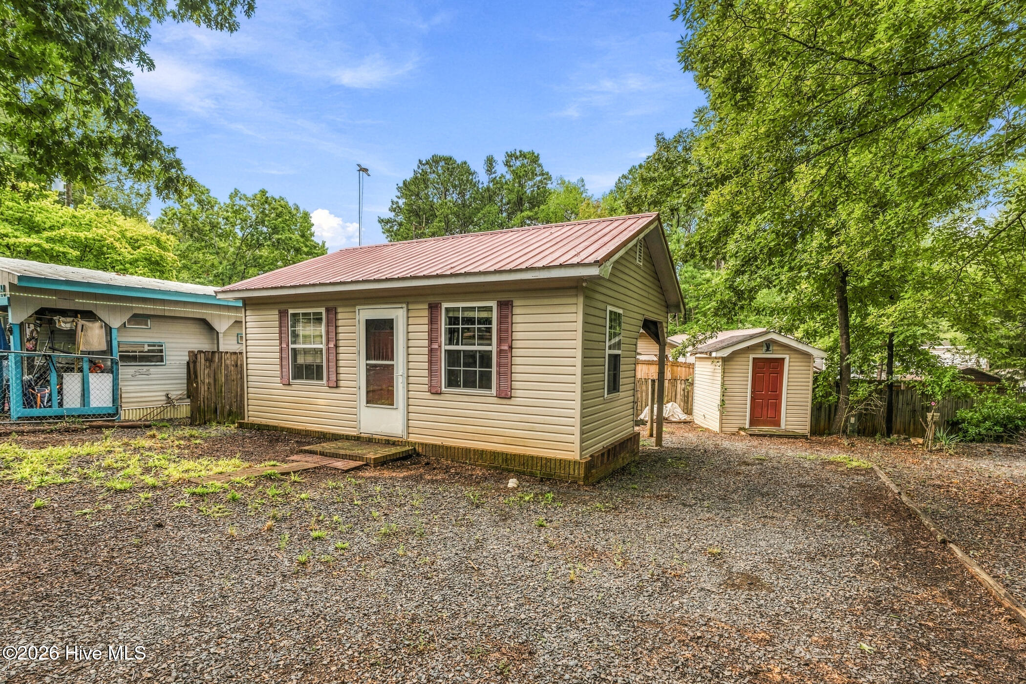 185 Roberts Ridge Road Property Photo 4