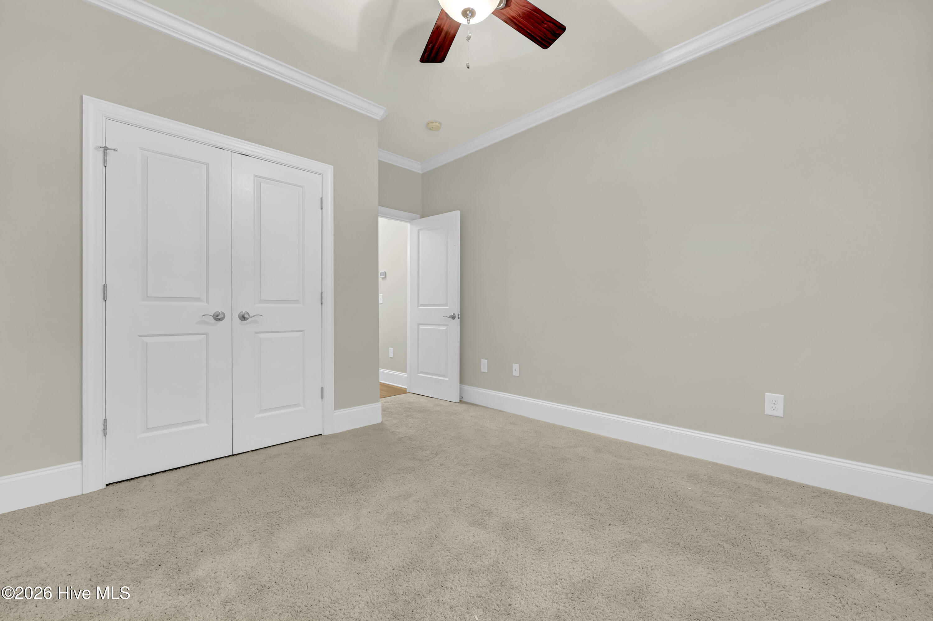 8259 Porters Crossing Way Property Photo 11