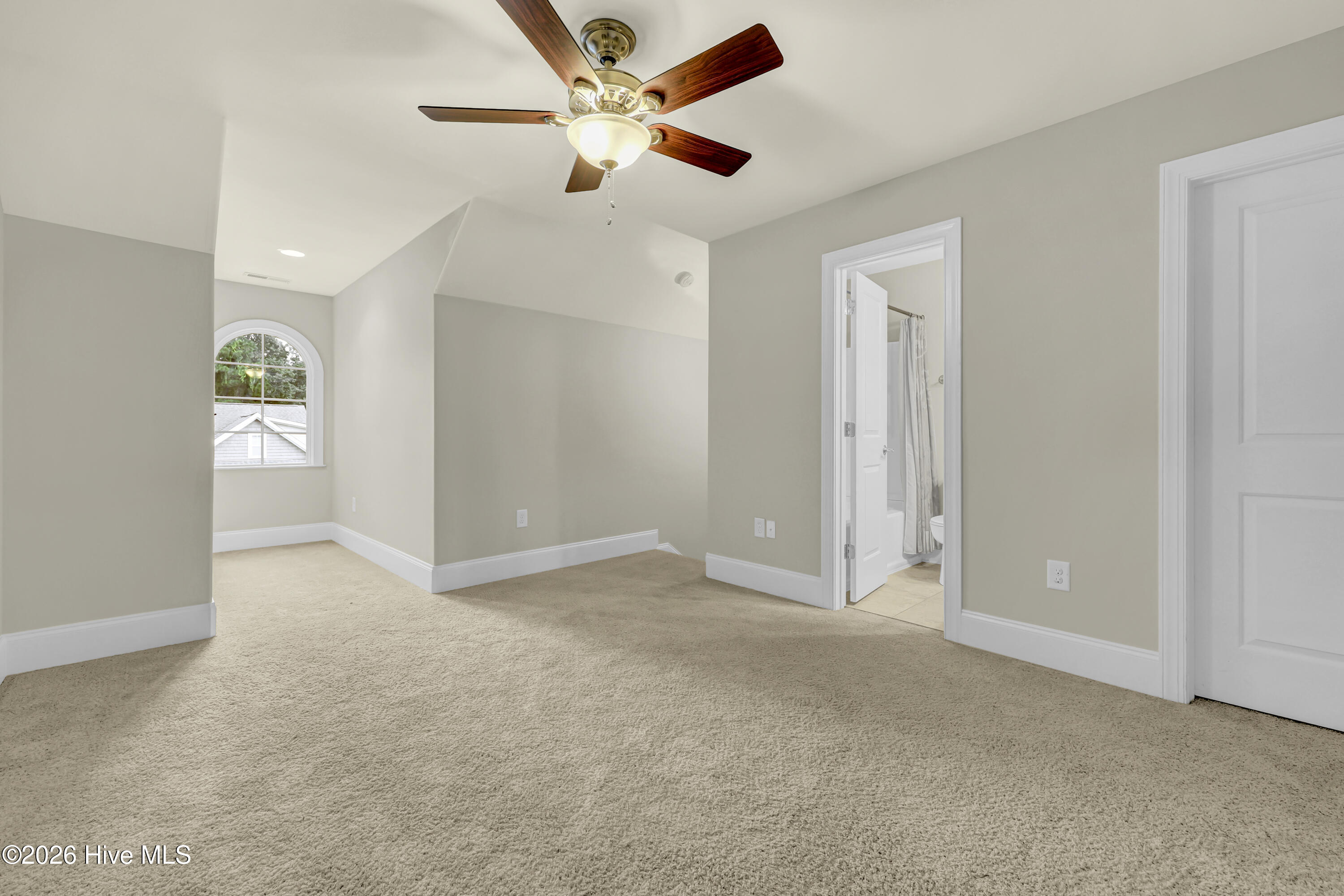 8259 Porters Crossing Way Property Photo 29