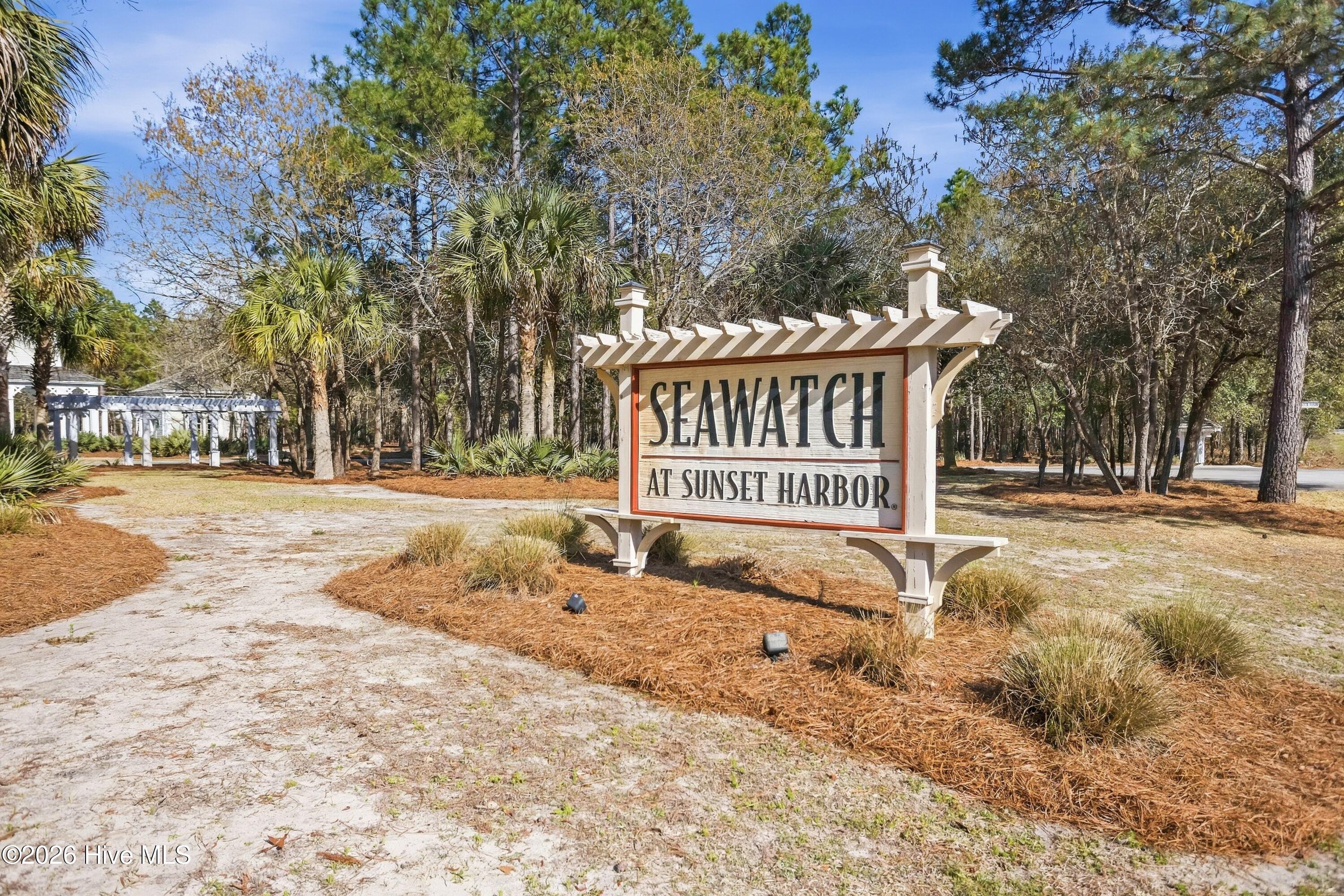 595 626 Ella Circle Se Property Photo 14