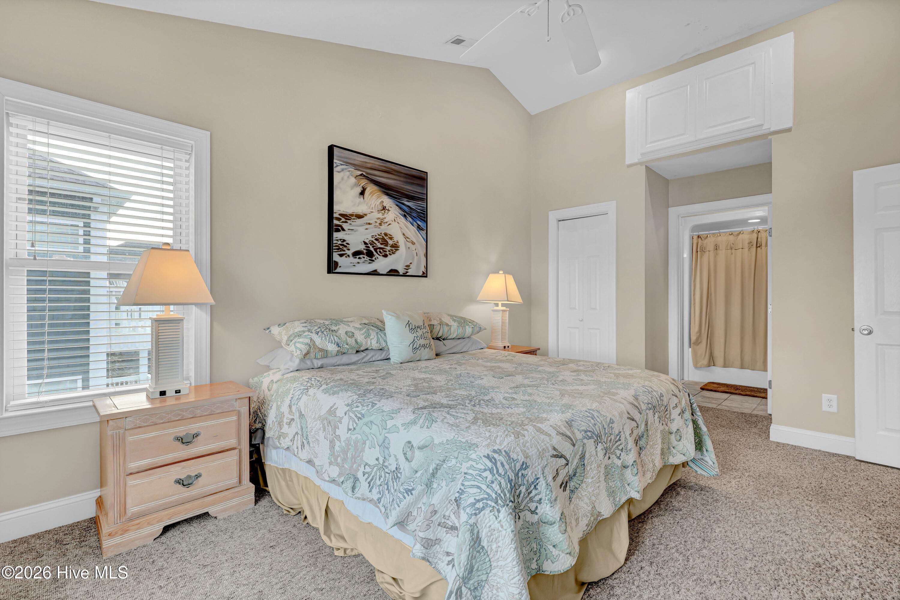 1103 N New River Drive Property Photo 25