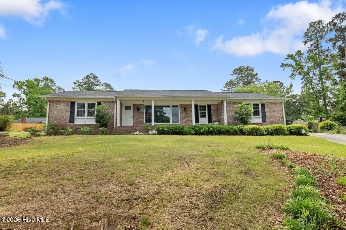 2924 Westchester Drive Property Photo 1