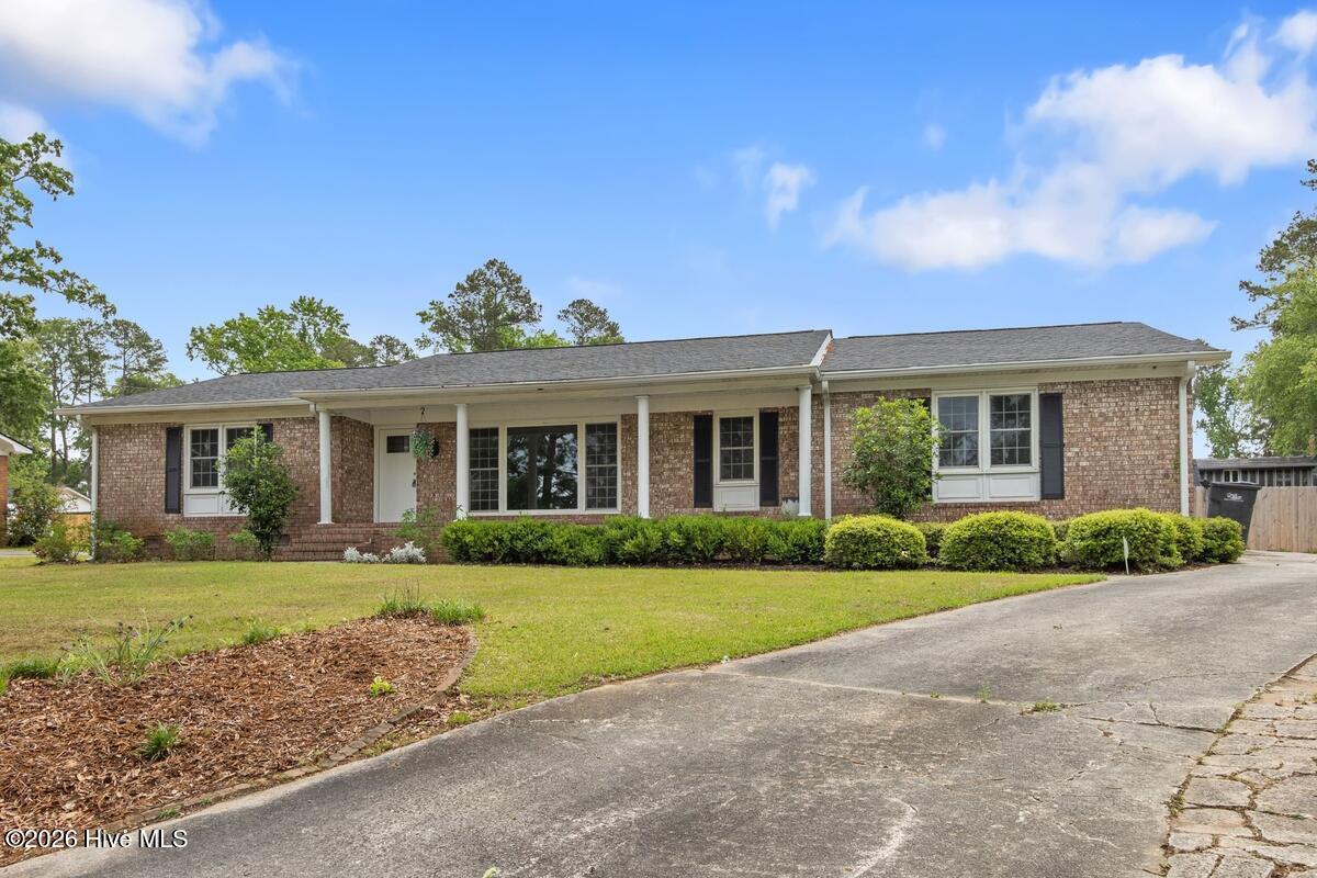 2924 Westchester Drive Property Photo 2