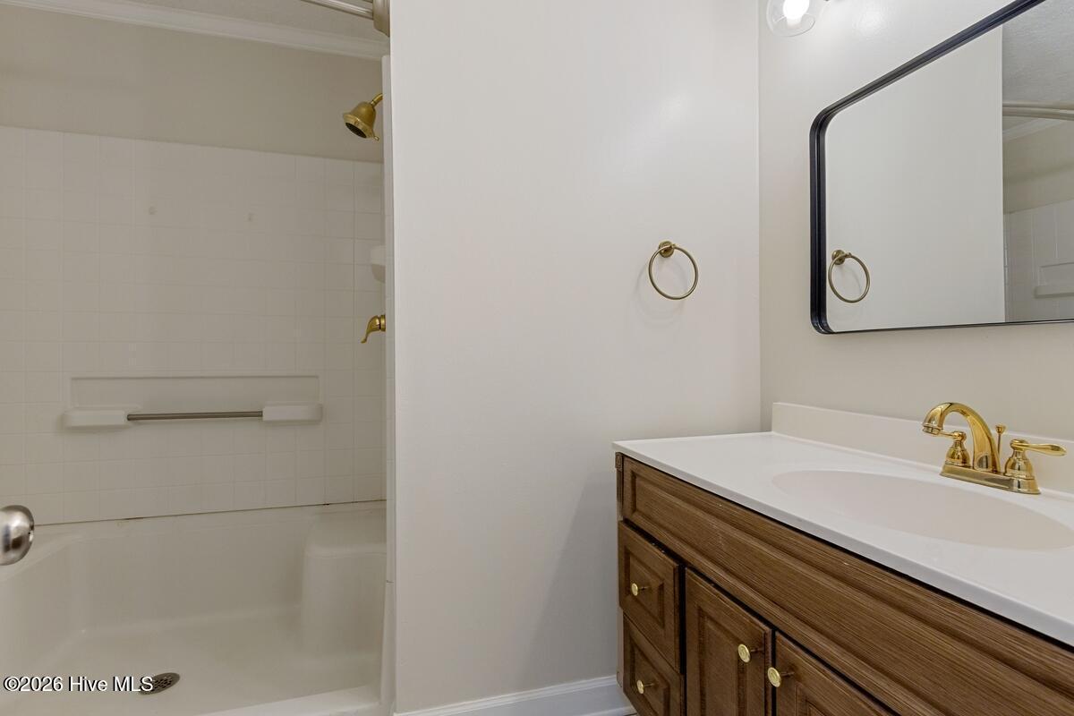 2924 Westchester Drive Property Photo 16