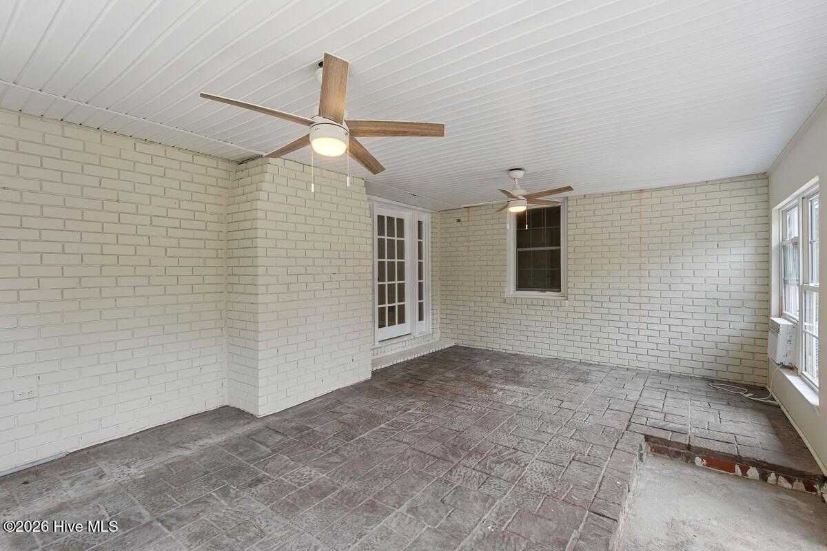2924 Westchester Drive Property Photo 20