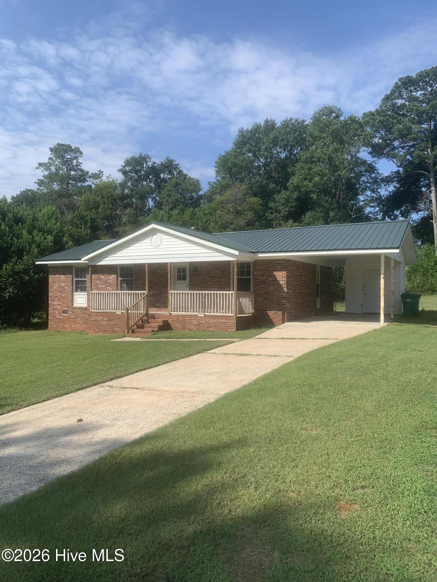 311 Edisto Avenue Property Photo 2