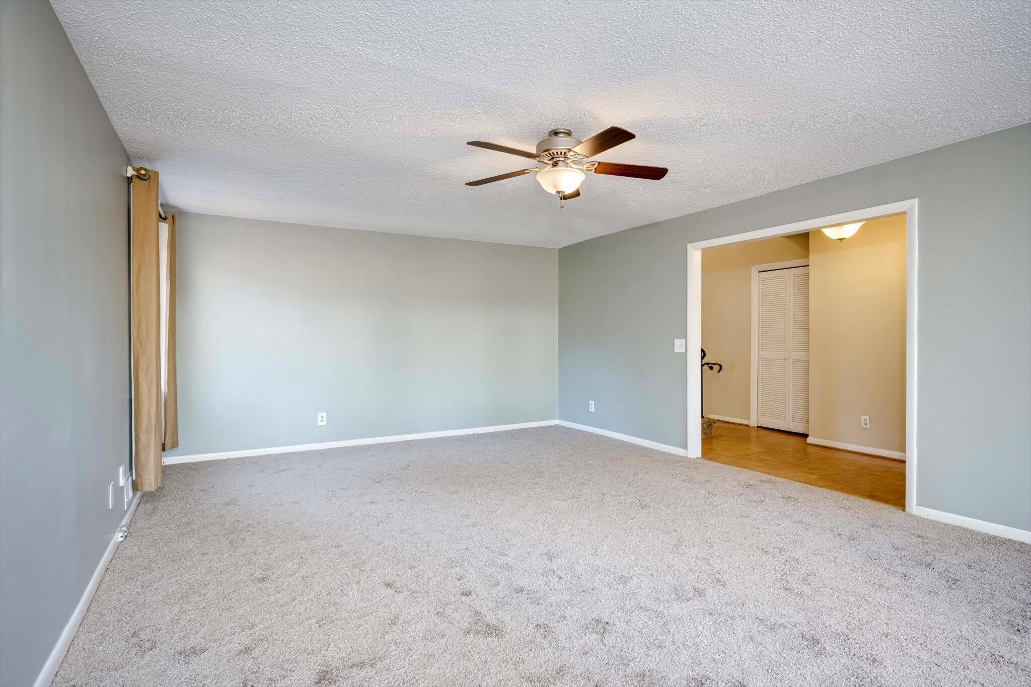 715 Hammond Drive Property Photo 8